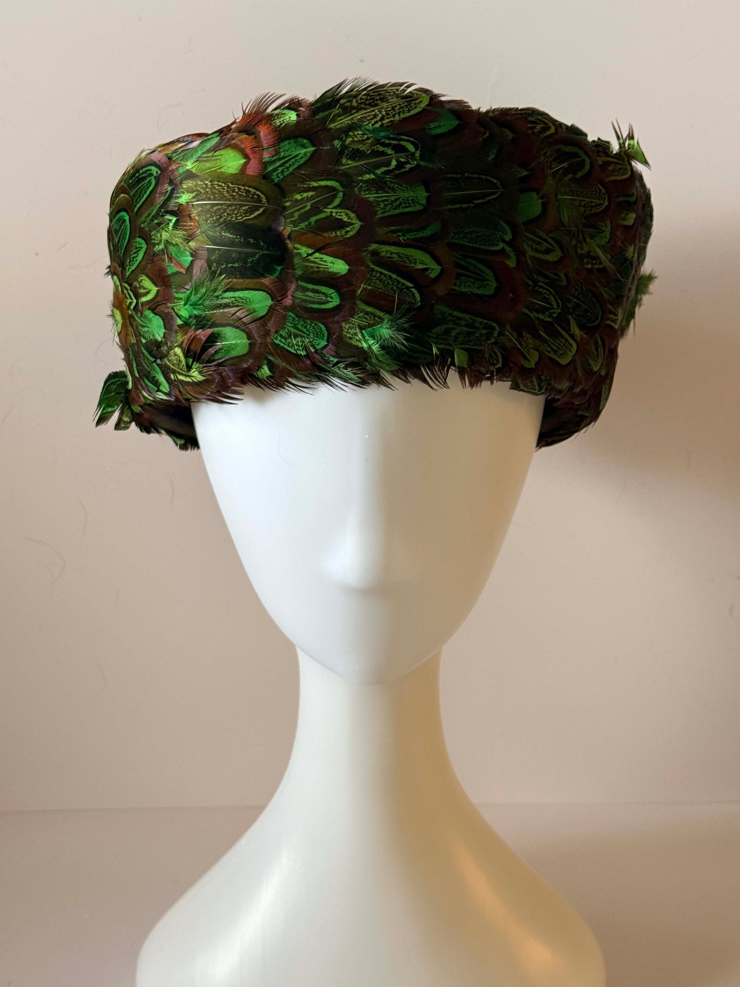 Vintage 1950s Green Pheasant Feather Hat – Mid Century Feather Pillbox Hat