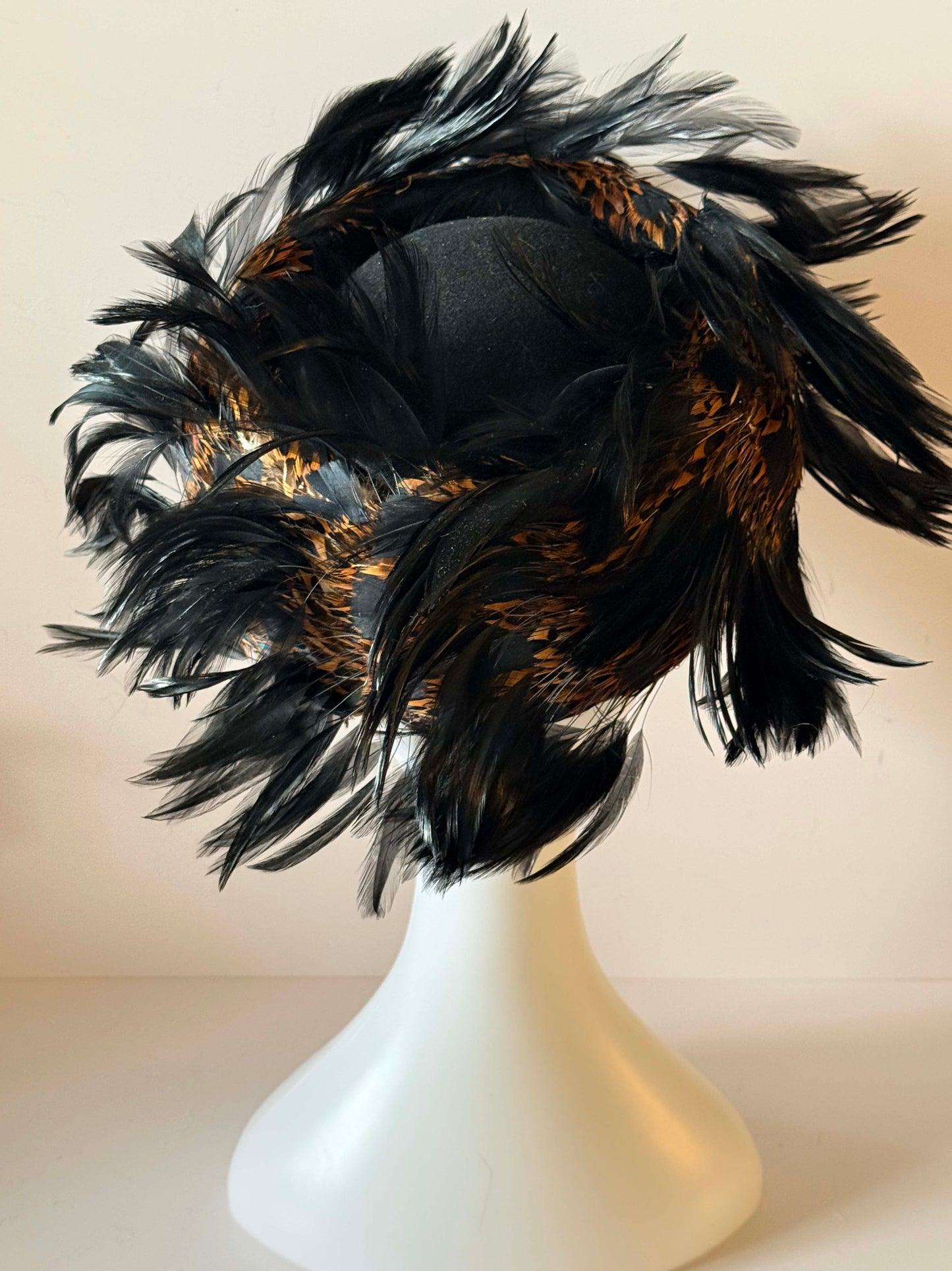 Vintage Mr. John Classic Feather Statement Hat – New York Paris Black & Pheasant Feather Designer Hat
