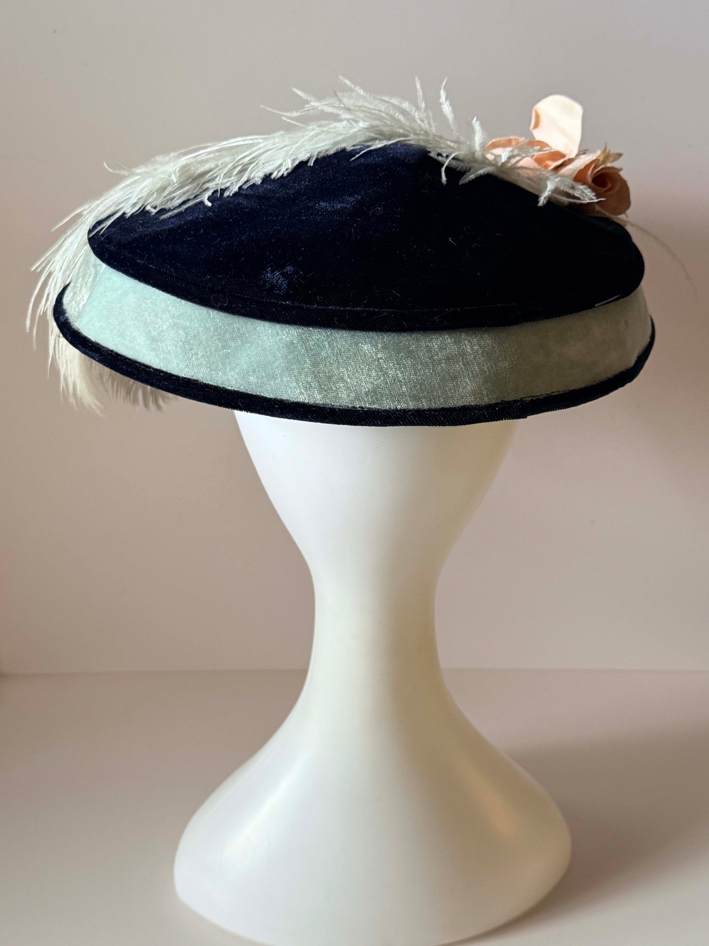 Vintage Suzy et Paulette Feather Hat | Navy Velvet Tilt Hat | Ostrich Feather Derby Hat | Paris Chicago Designer Millinery | 1950s Fascinator