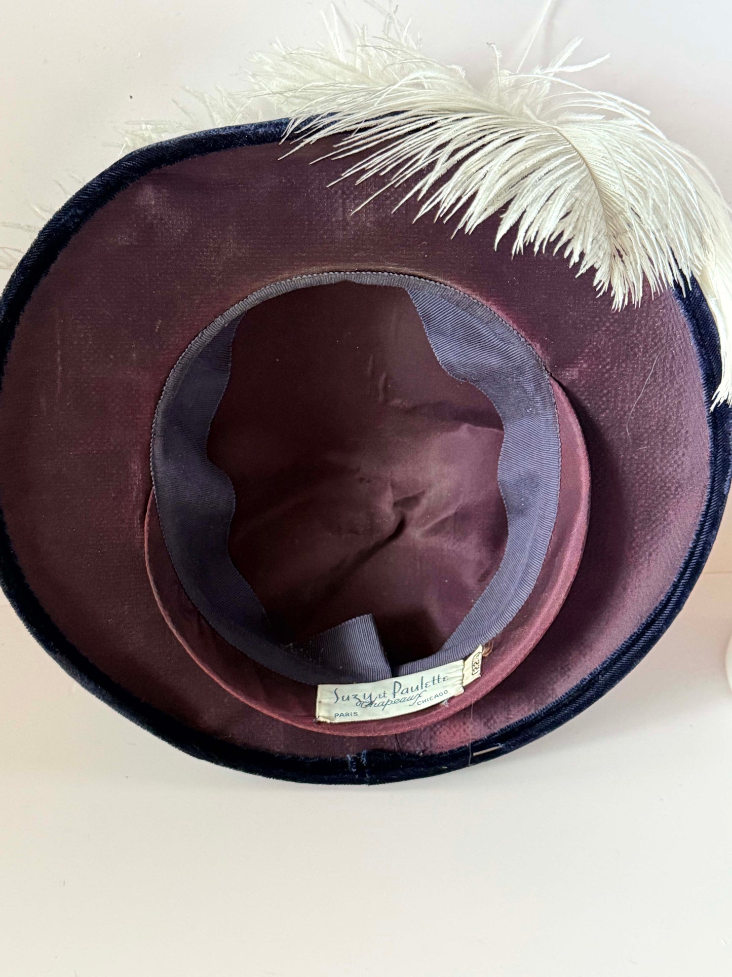 Vintage Suzy et Paulette Feather Hat | Navy Velvet Tilt Hat | Ostrich Feather Derby Hat | Paris Chicago Designer Millinery | 1950s Fascinator