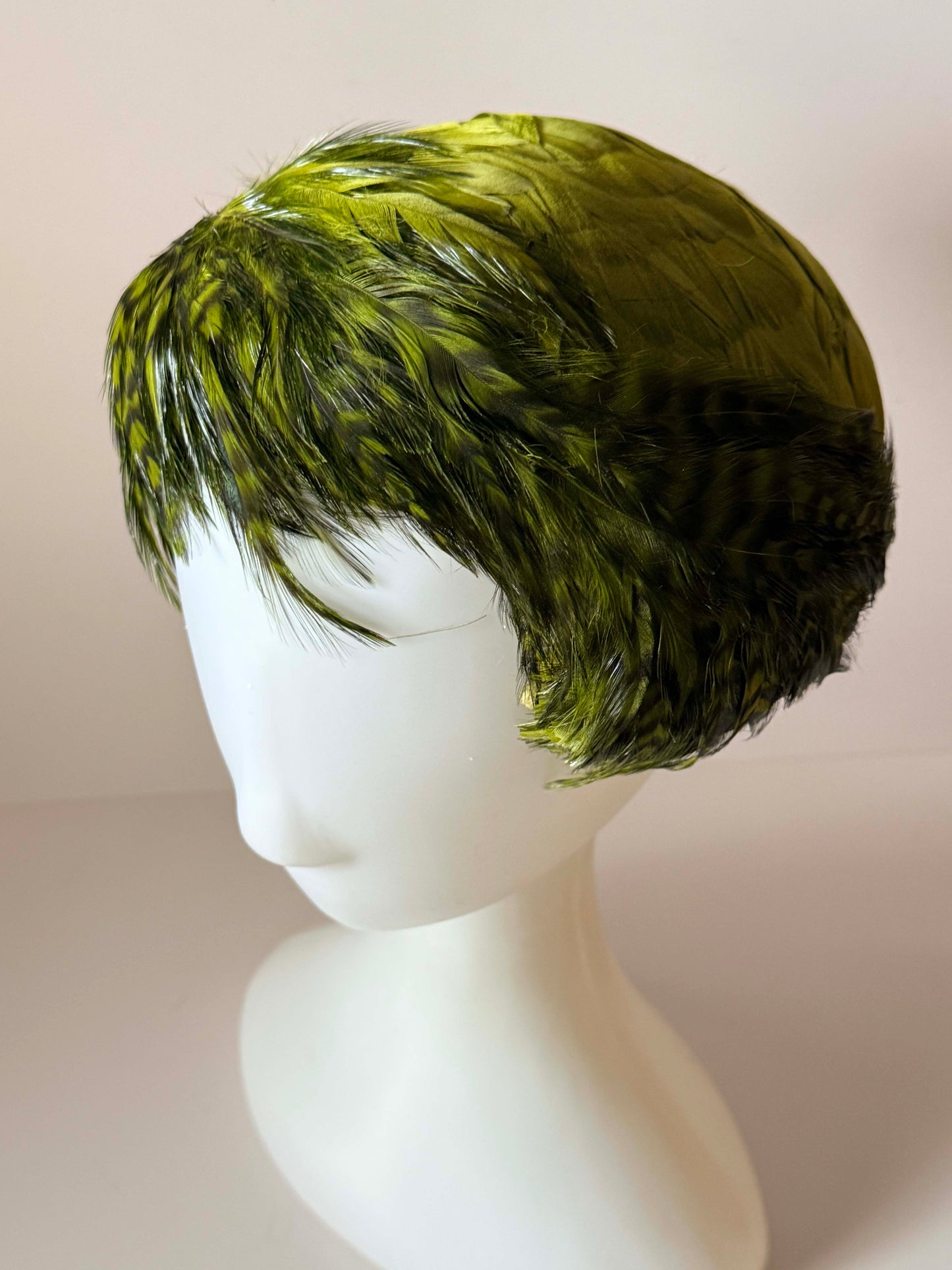 Vintage Olive Green Feather Fascinator | 1950s Half Hat | Green Feather Cocktail Hat | Mid Century Open Crown Hat | Vintage Millinery