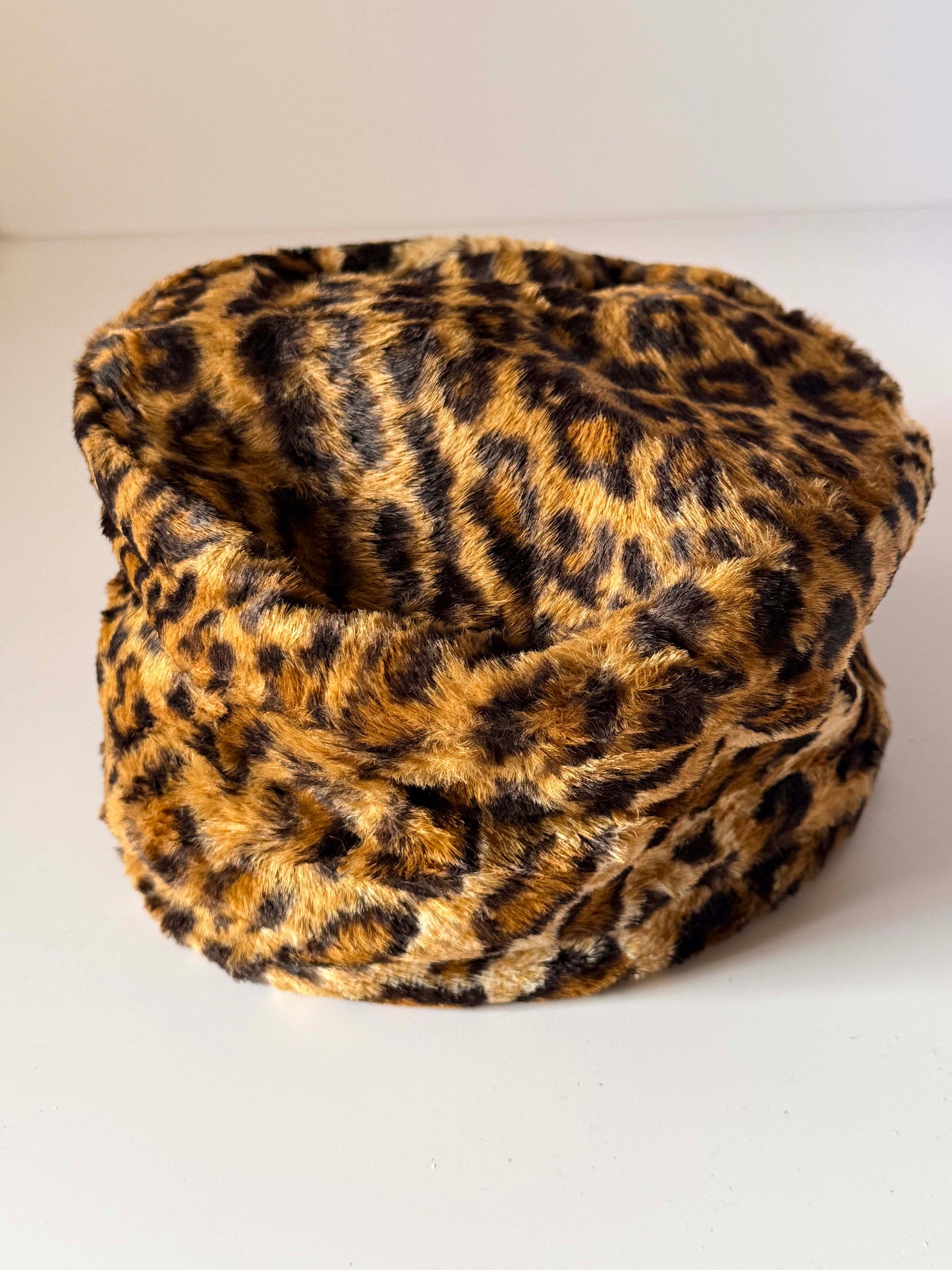 Vintage Leopard Faux Fur Bucket Hat | 1960s Mod Animal Print Winter Hat | Faux Fur Cloche | Retro Women's Hat