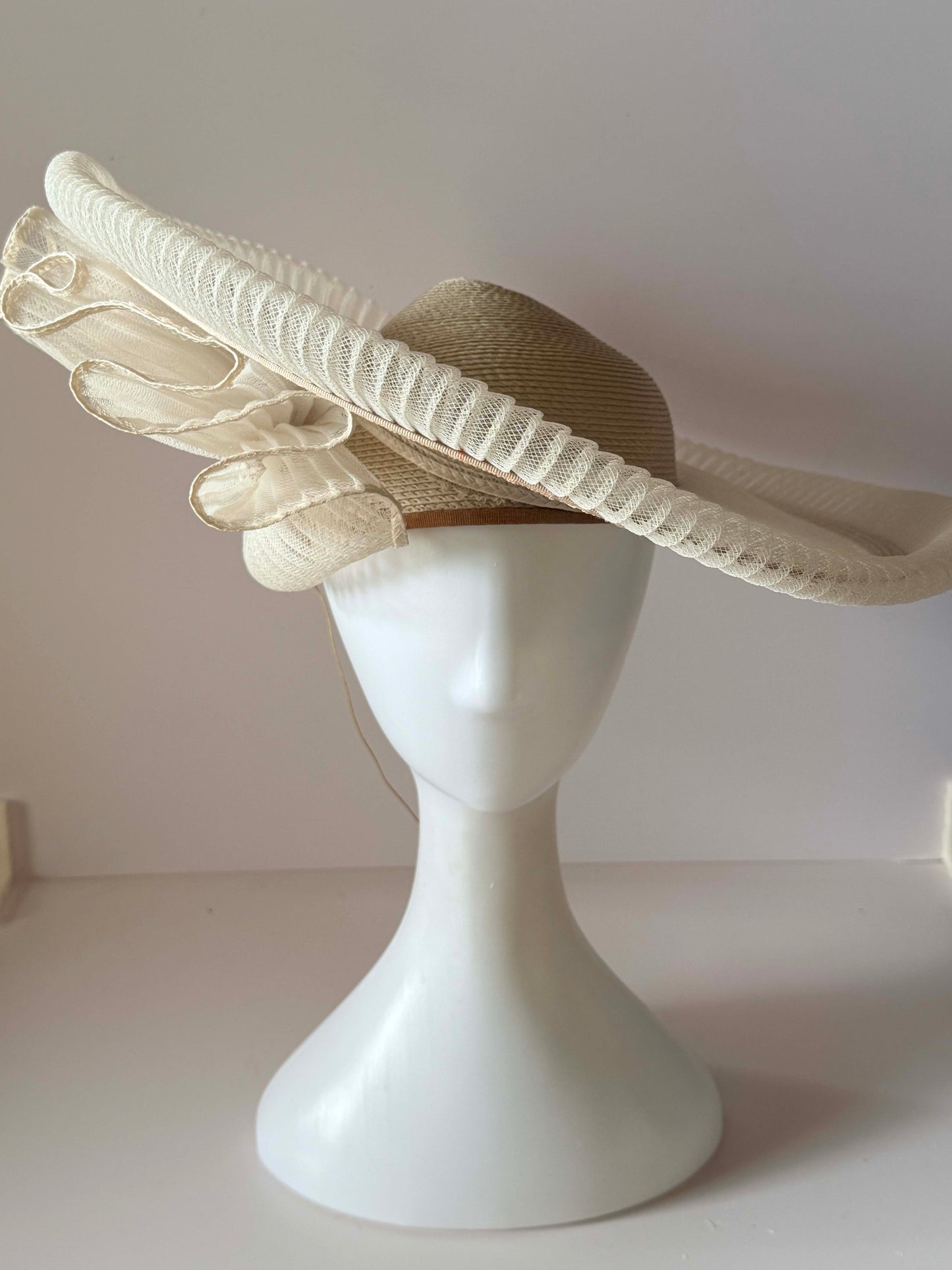 Vintage 1950s Ivory Mesh Tilt Hat | Sculptural Wide Brim Cocktail Hat | Derby Hat | Church Hat | Mid Century Occasion Hat