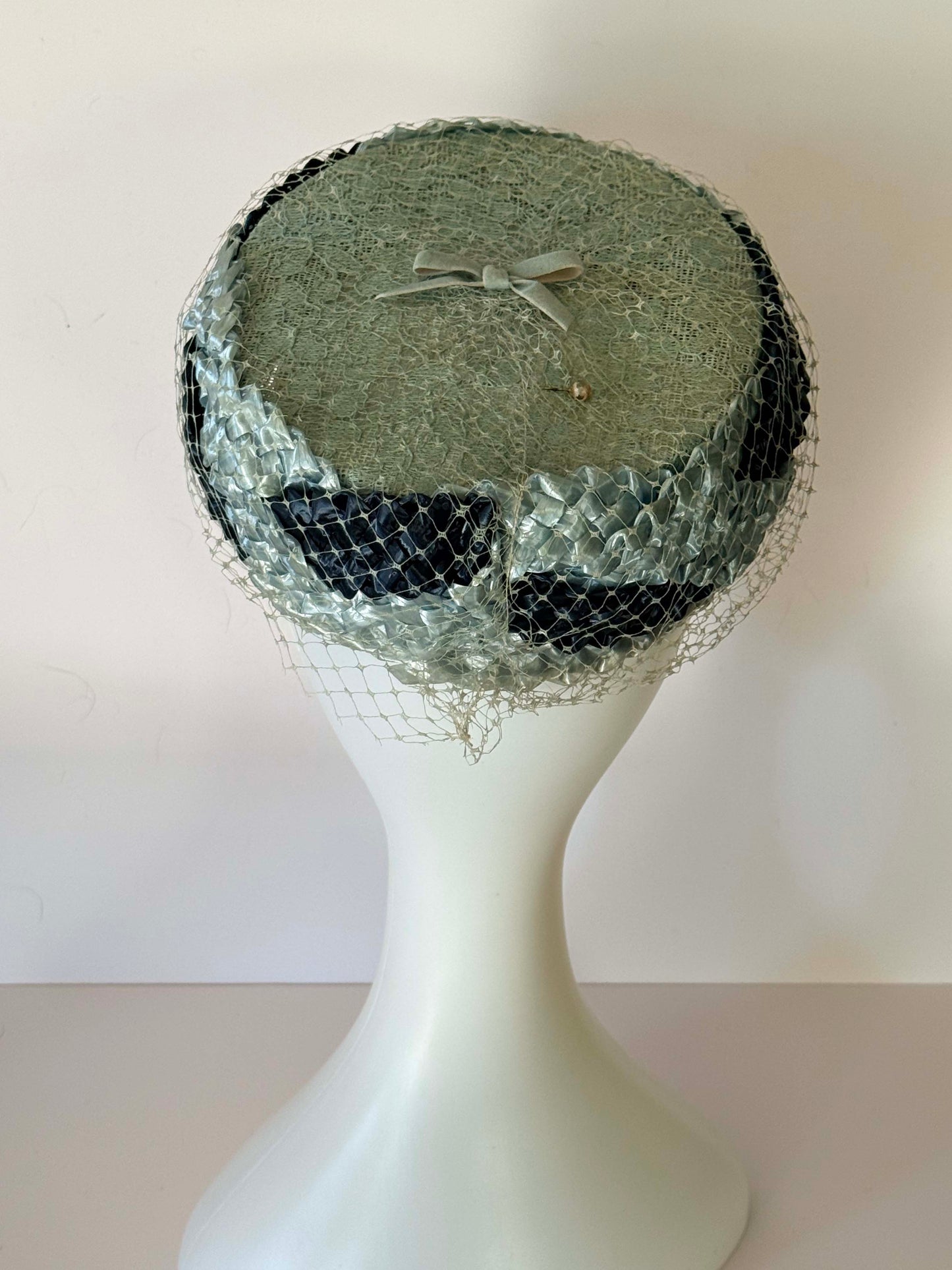Vintage 1950s Blue Pillbox Hat with Veil – Something Blue Bridal Hat / Easter Hat