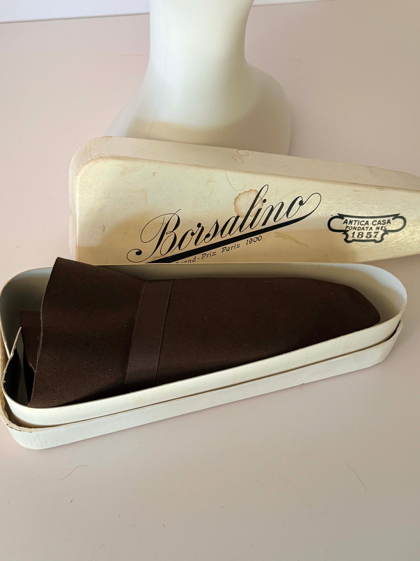 Vintage Borsalino Brown Felt Cloche Hat with Original Hat Box – Classic Italian Designer Millinery