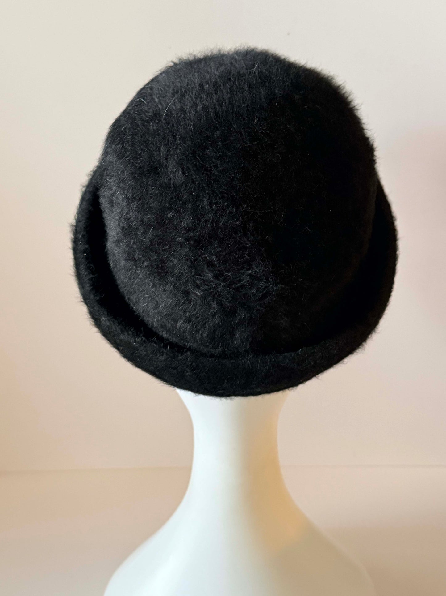Vintage 1950s Evelyn Varon Black Angora Bucket Hat, Fuzzy Wool Felt Hat, Roll Brim Hat, Mid Century Designer Hat, Women's Vintage Hat