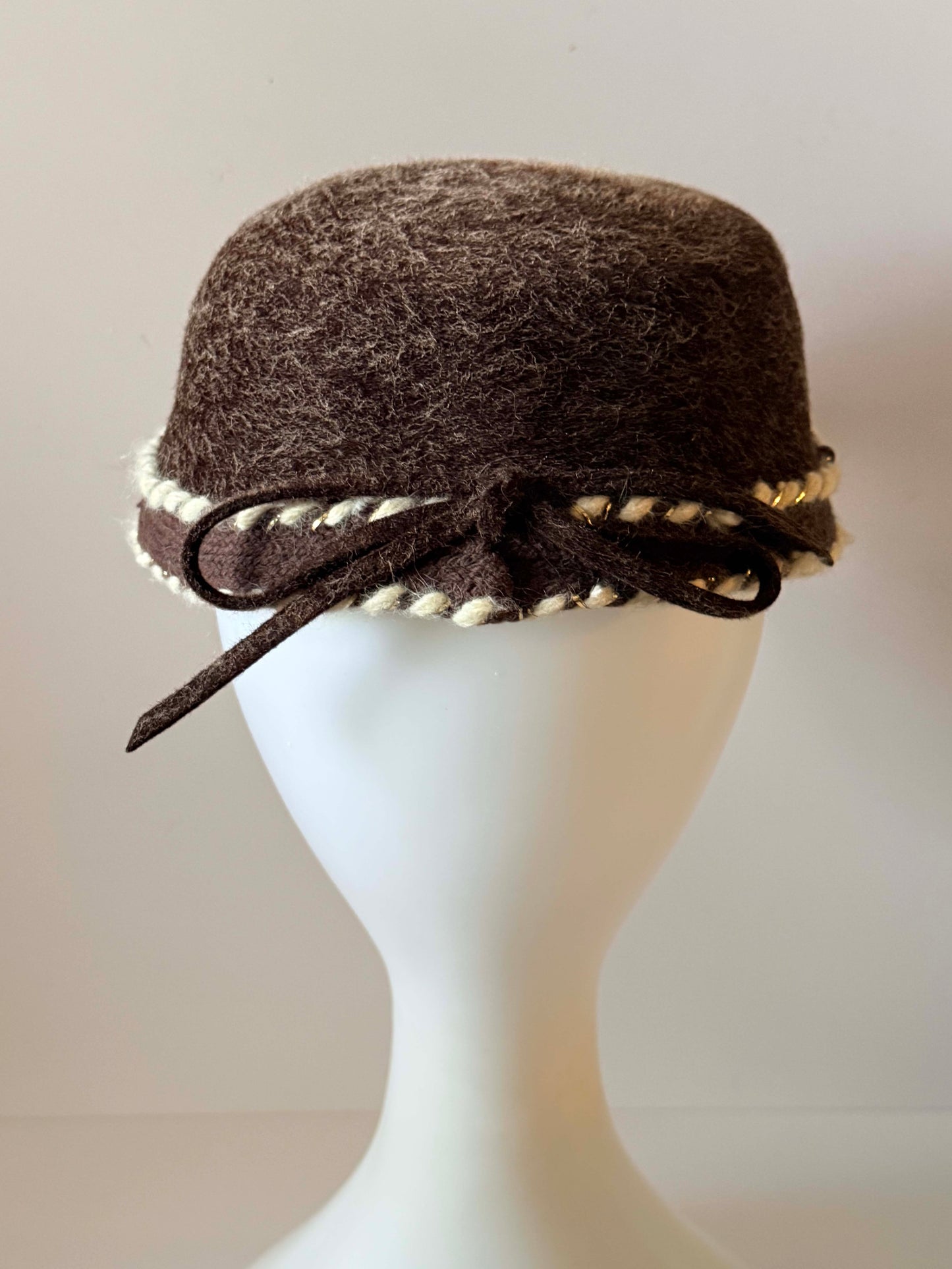 Vintage Gage Original Brown Cloche Hat, Brown Wool Felt Hat, Designer Hat, 1960s Winter Hat, Women's Vintage Millinery