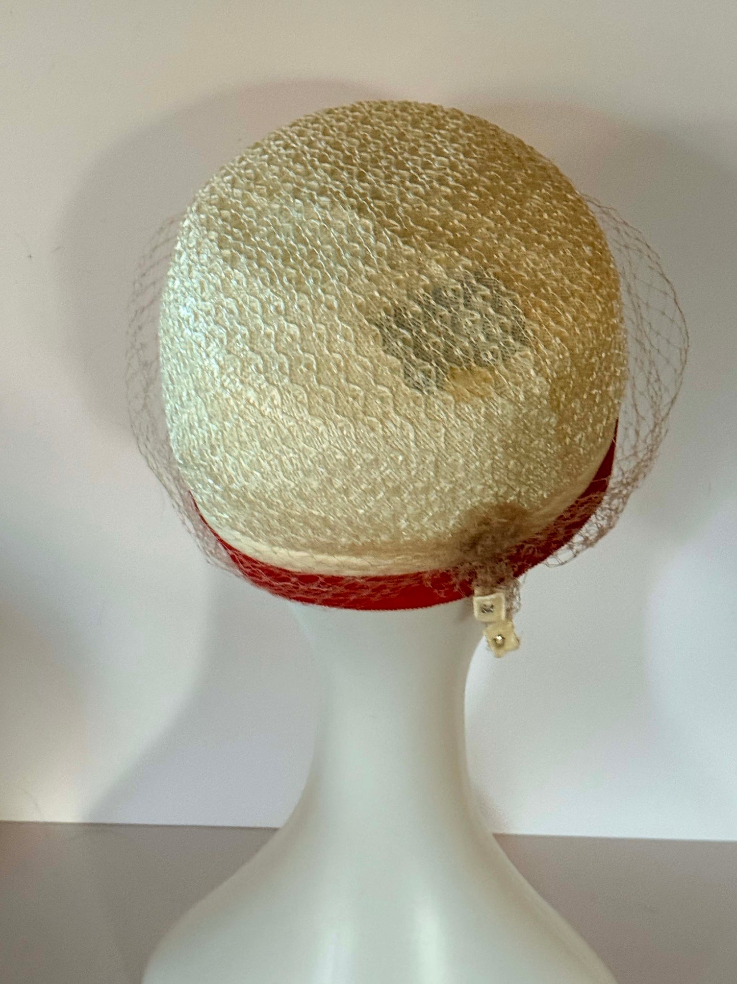 Vintage 1960s Mark III Ivory Textured Pillbox Hat – Red Satin Band with Birdcage Veil