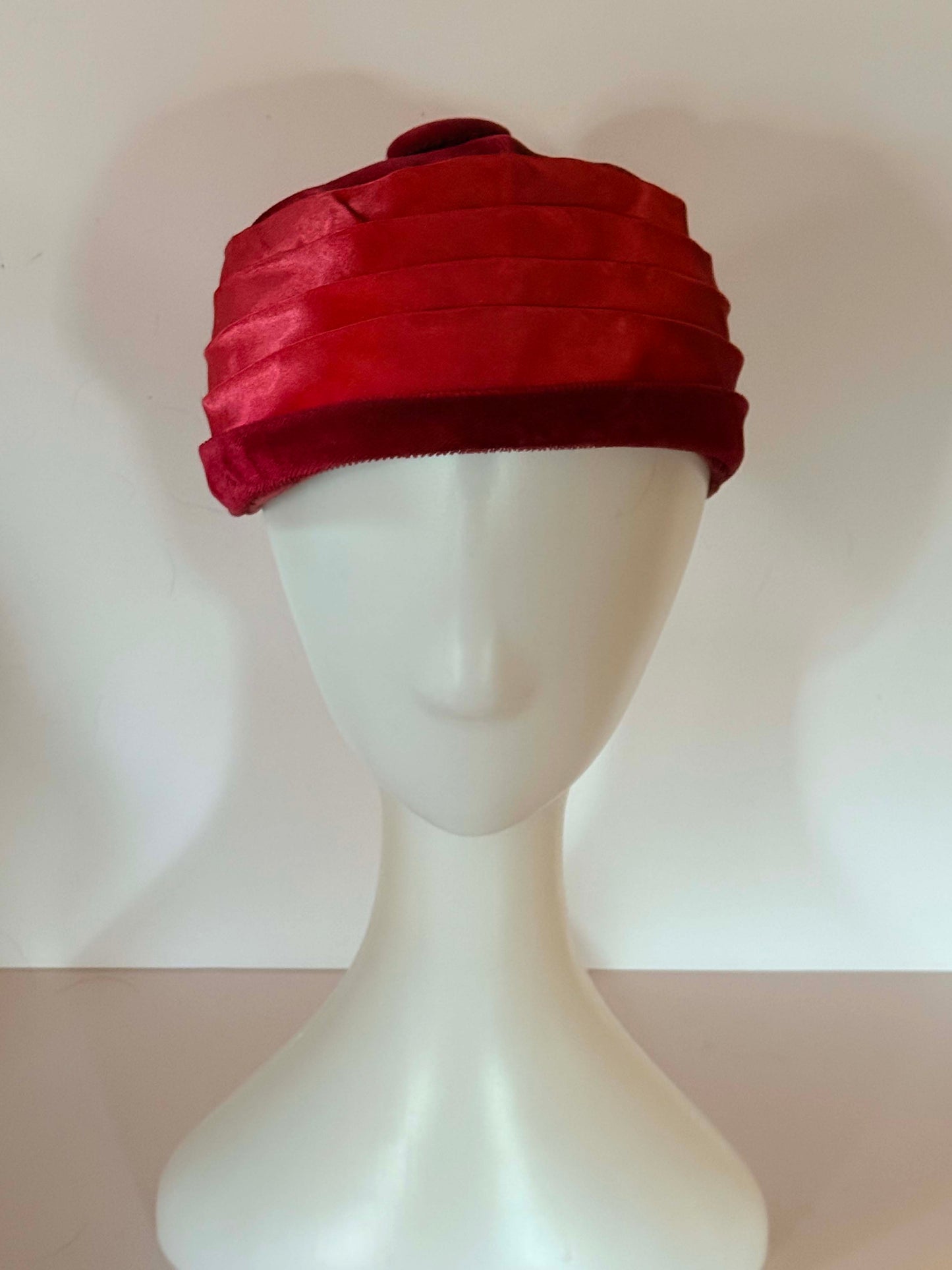 Vintage Red Velvet and Satin Hat – 1950s UnStructured Cloche Hat with Pleated Band