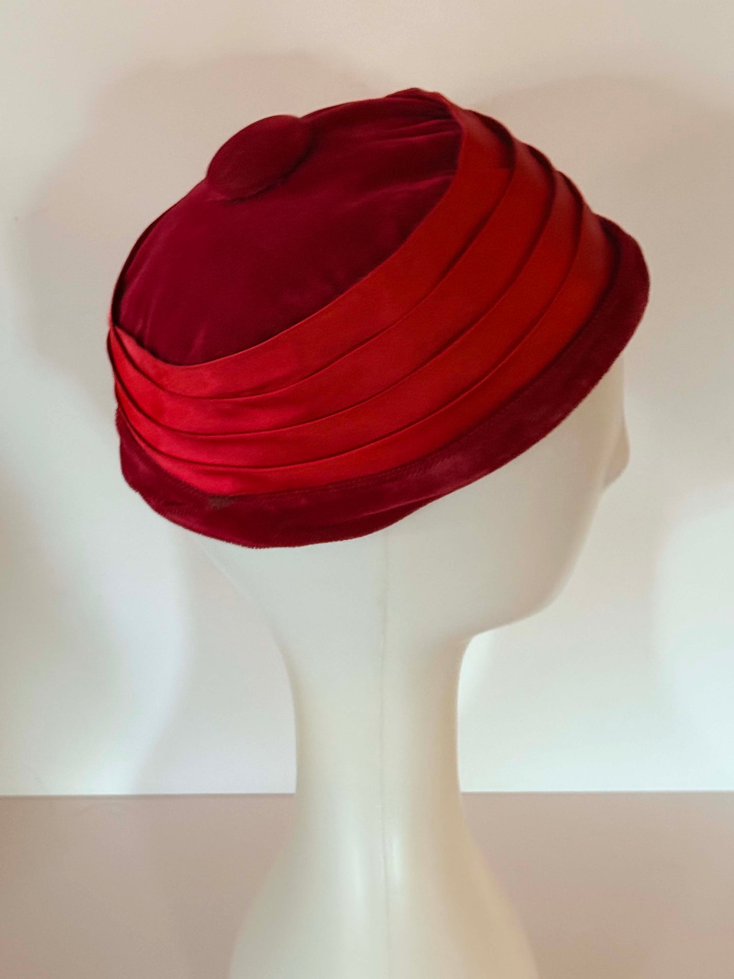 Vintage Red Velvet and Satin Hat – 1950s UnStructured Cloche Hat with Pleated Band