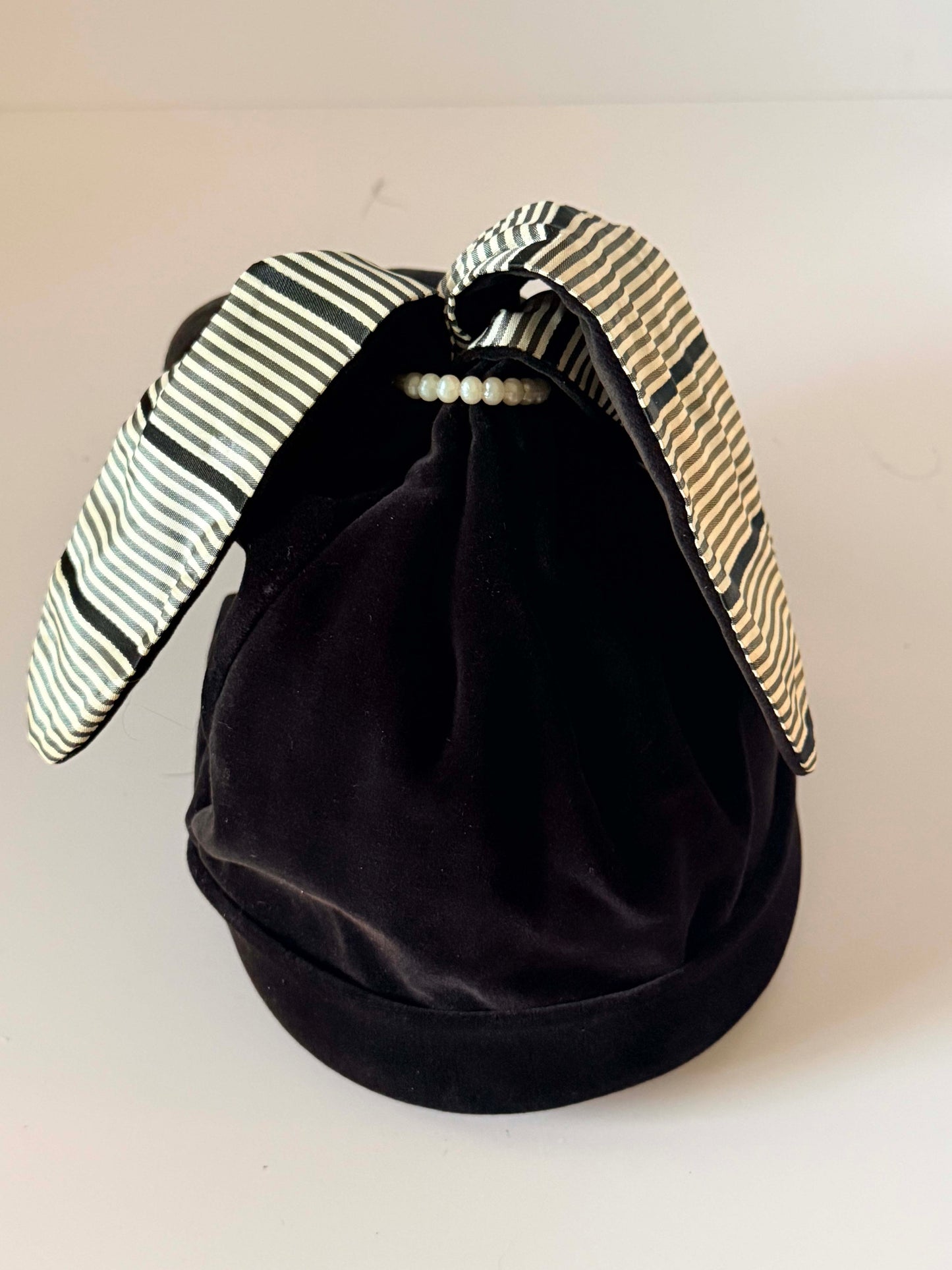 Vintage Black Velvet Cloche Hat, 1950s Cocktail Hat, Six Star Velour Hat, Striped Bow Hat, Retro Women's Dress Hat
