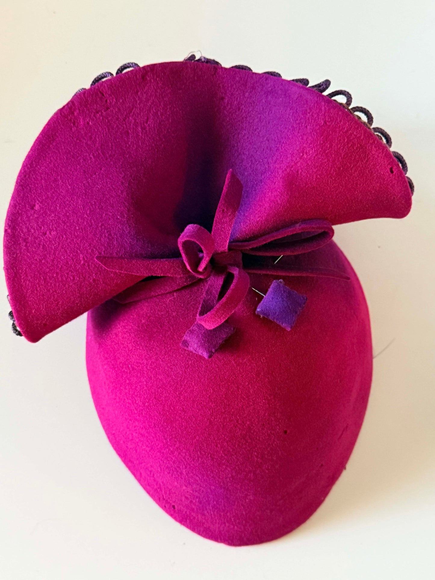 Vintage 1960s Grant Millinery St. Louis Plum Felt Percher Hat | Designer Wool Cocktail Hat | Mid Century Sculptural Fascinator | Women's Vintage Hat
