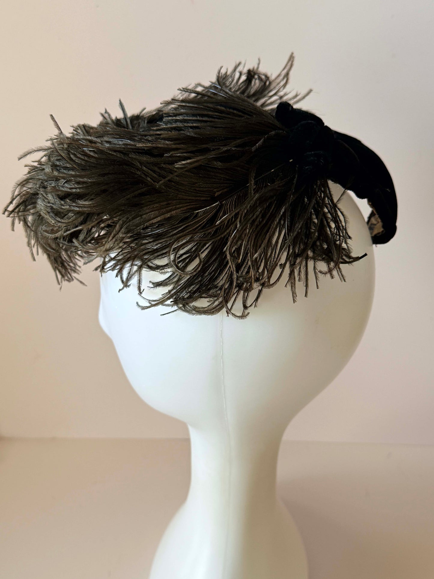 Vintage Bloomingdale's Black Velvet Cocktail Hat | Ostrich Feather Fascinator | 1950s 1960s Evening Hat | Designer Millinery