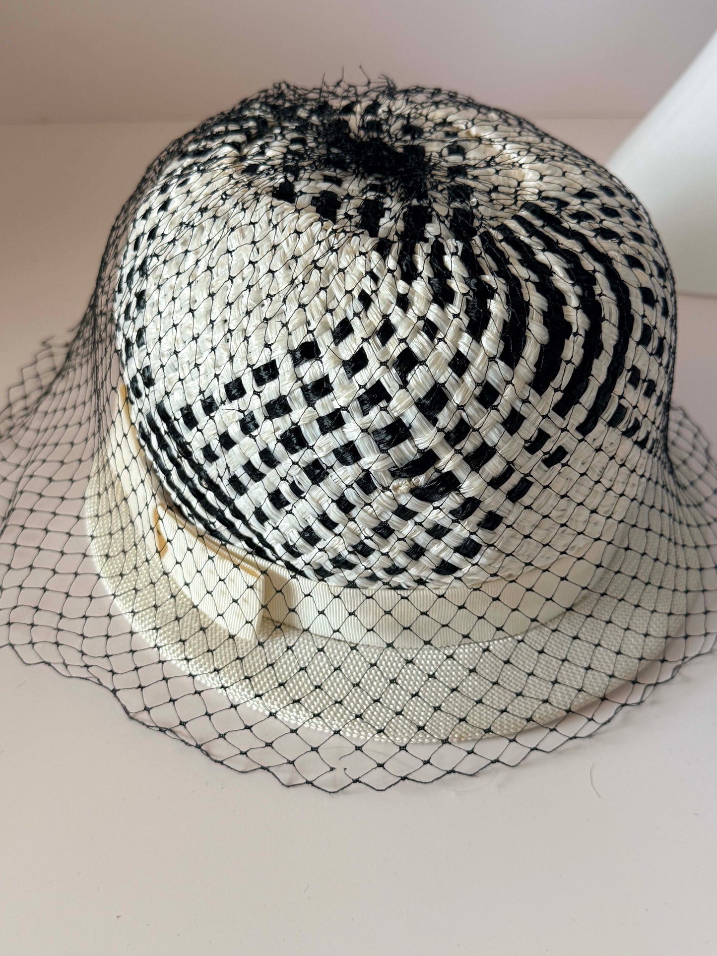 Vintage Black and White Cloche Hat | 1960s Woven Straw Bucket Hat with Birdcage Veil | Mod Summer Cocktail Hat