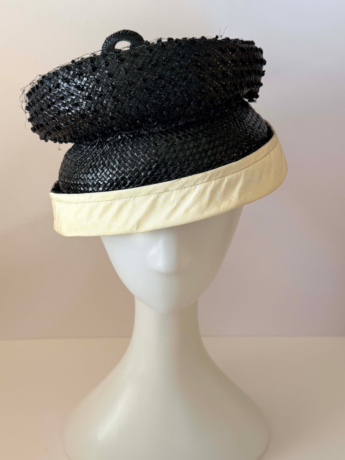 Vintage Erma B by Stephen Anne Black Woven Straw Pillbox Hat with Ivory Band – 1950s Sculptural Hat