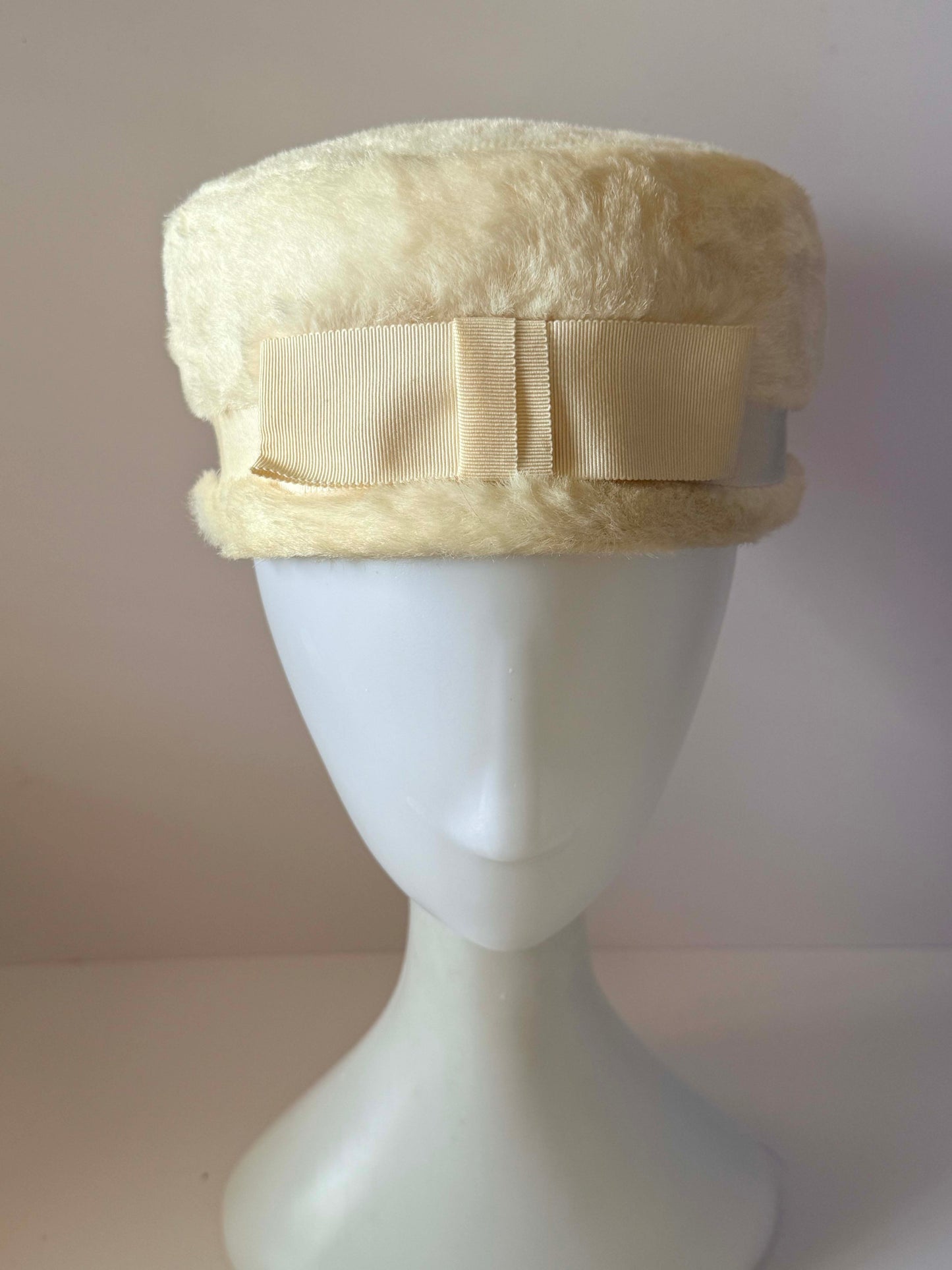 Vintage Ivory Faux Fur Pillbox Hat | 1960s Winter Wedding Hat | Cream Fur Cocktail Hat | Mid Century Bridal Millinery