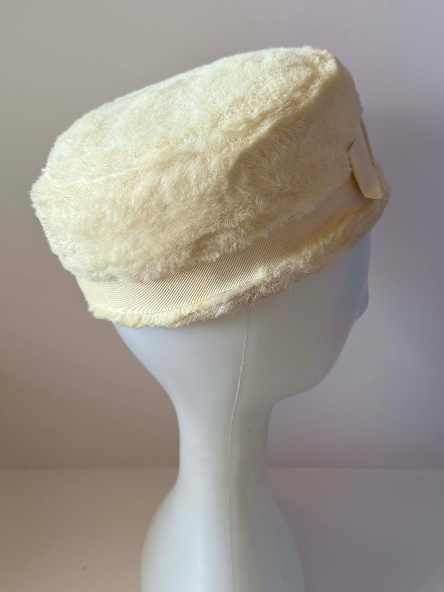 Vintage Ivory Faux Fur Pillbox Hat | 1960s Winter Wedding Hat | Cream Fur Cocktail Hat | Mid Century Bridal Millinery