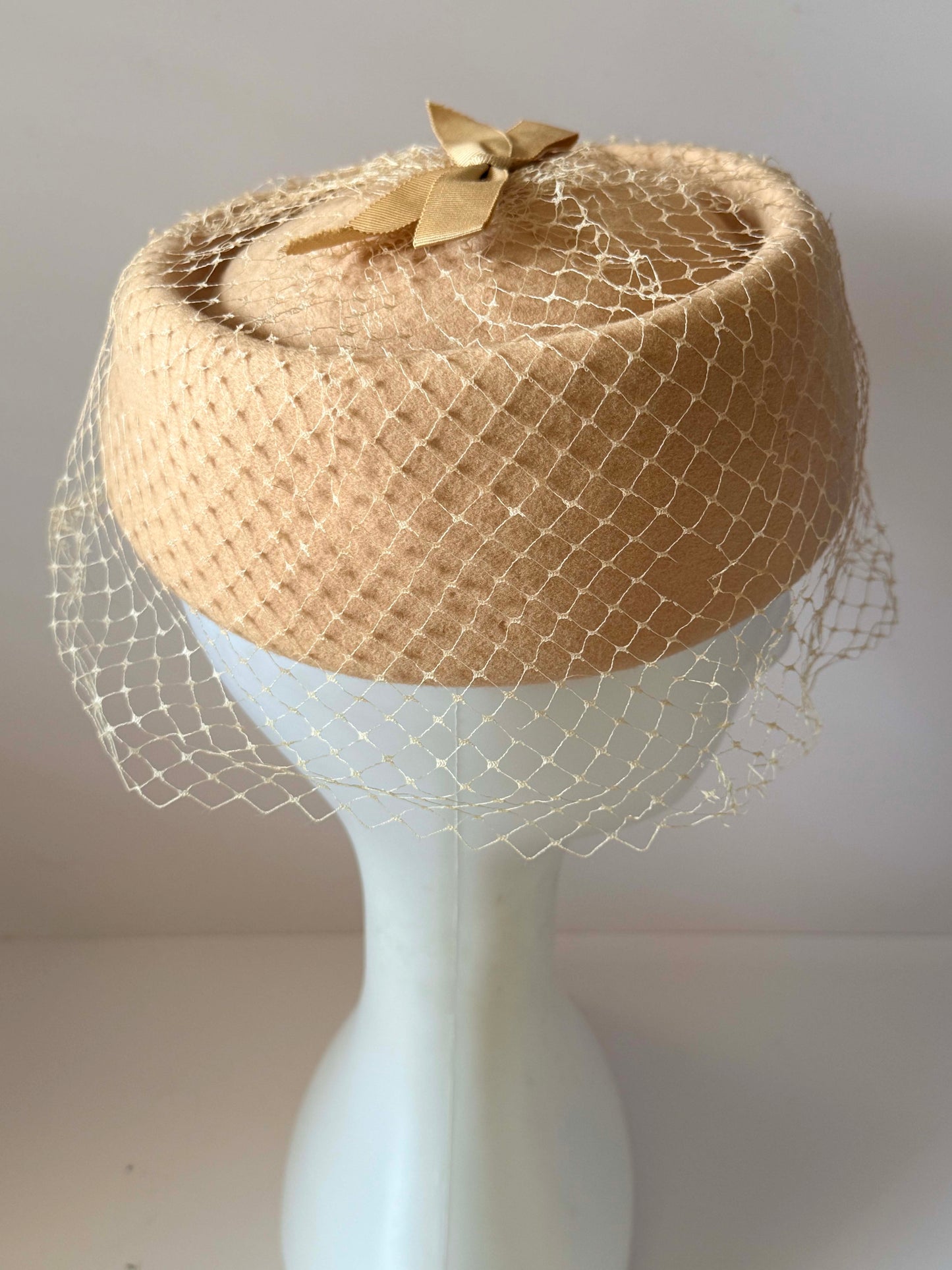 Vintage Camel Pillbox Hat | 196oc0s Felt Cktail Hat with Birdcage Veil | Mid Century Wedding & Church Hat