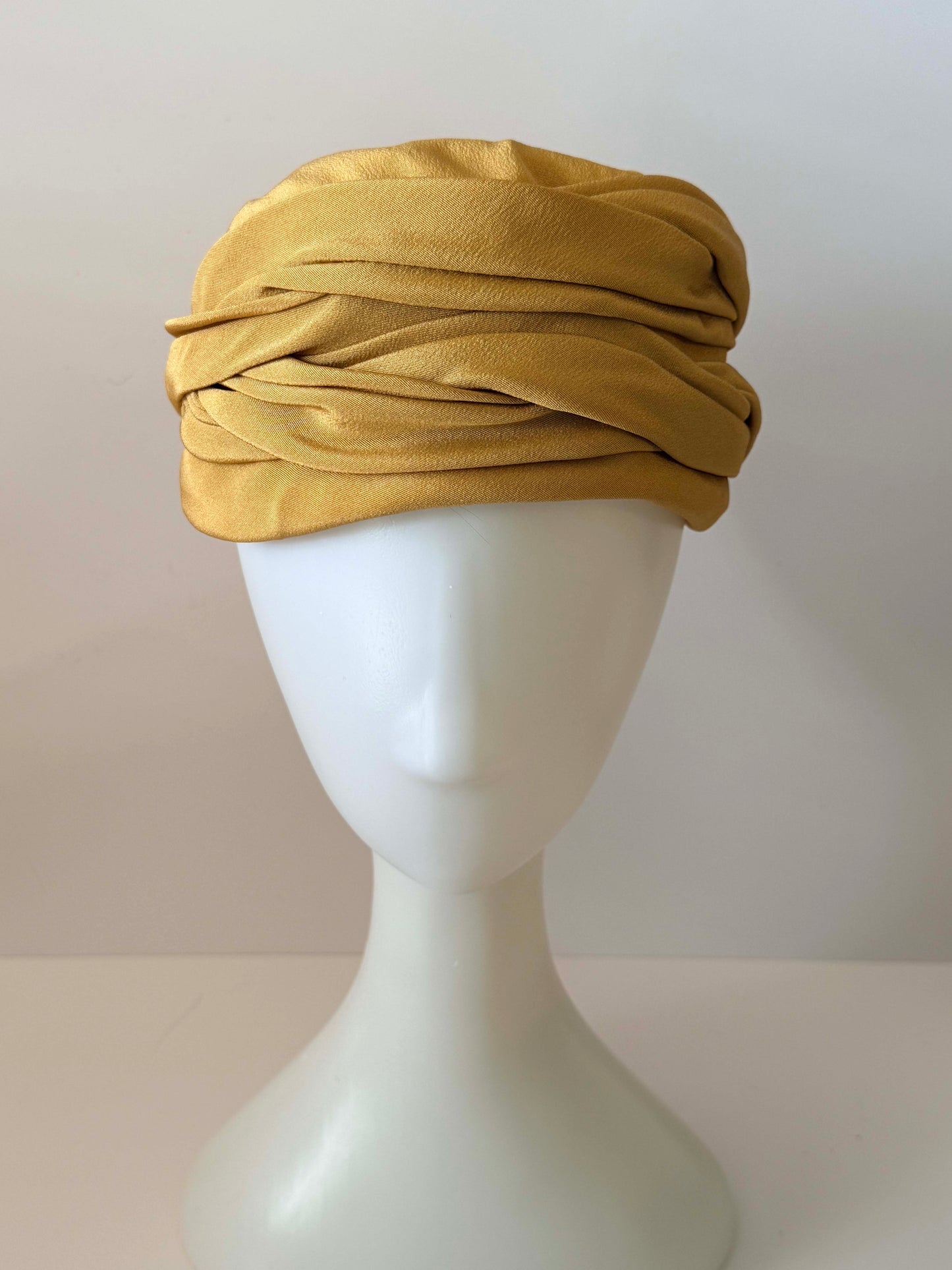 Vintage Minette Mustard Gold Draped Turban Hat – 1950s–1960s Soft Fabric Headpiece