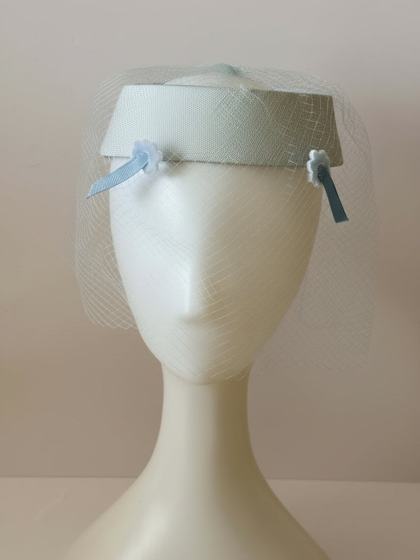 Vintage Baby Blue Halo Hat with Veil – 1950s 1960s Fascinator Style – Mid Century Bridal or Occasion Hat