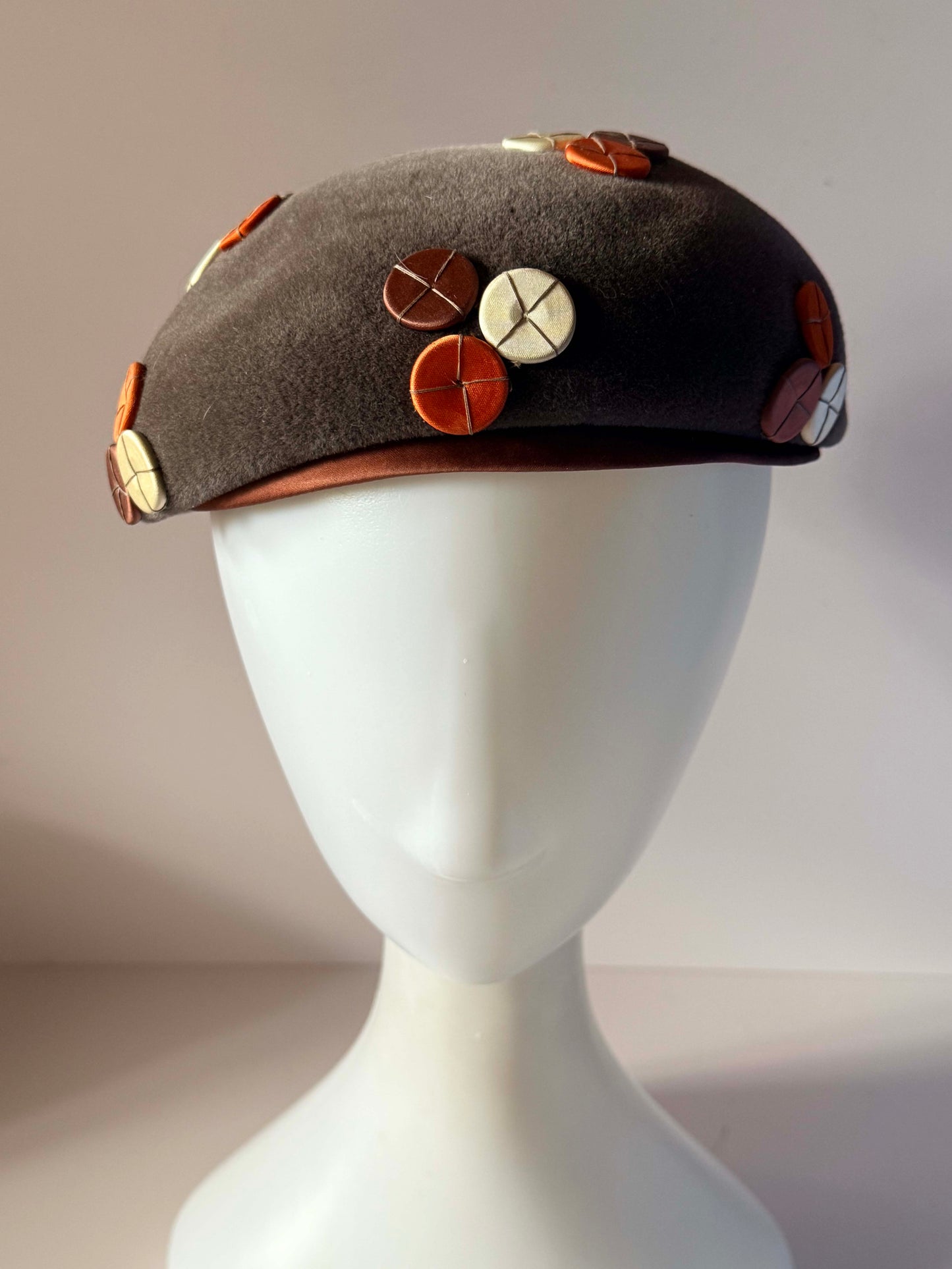 Vintage Schiaparelli Paris Hat | Gray Wool Felt Pillbox | Satin Appliqué Designer Hat | 1960s Couture Millinery