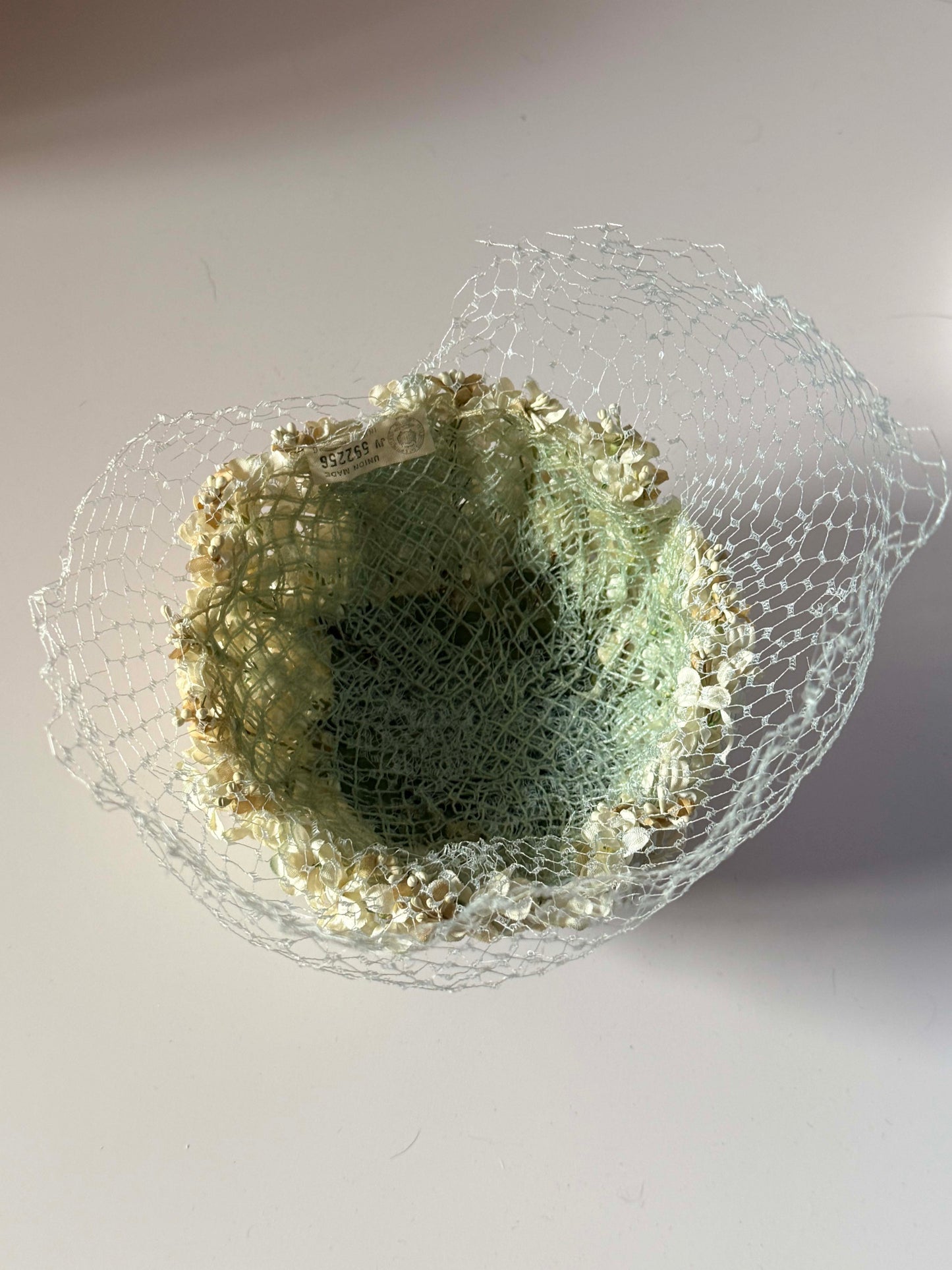 Vintage Floral Veiled Pillbox Hat | Ivory Hydrangea Bridal Hat | Mid Century Wedding Hat | 1950s 1960s Vintage Millinery