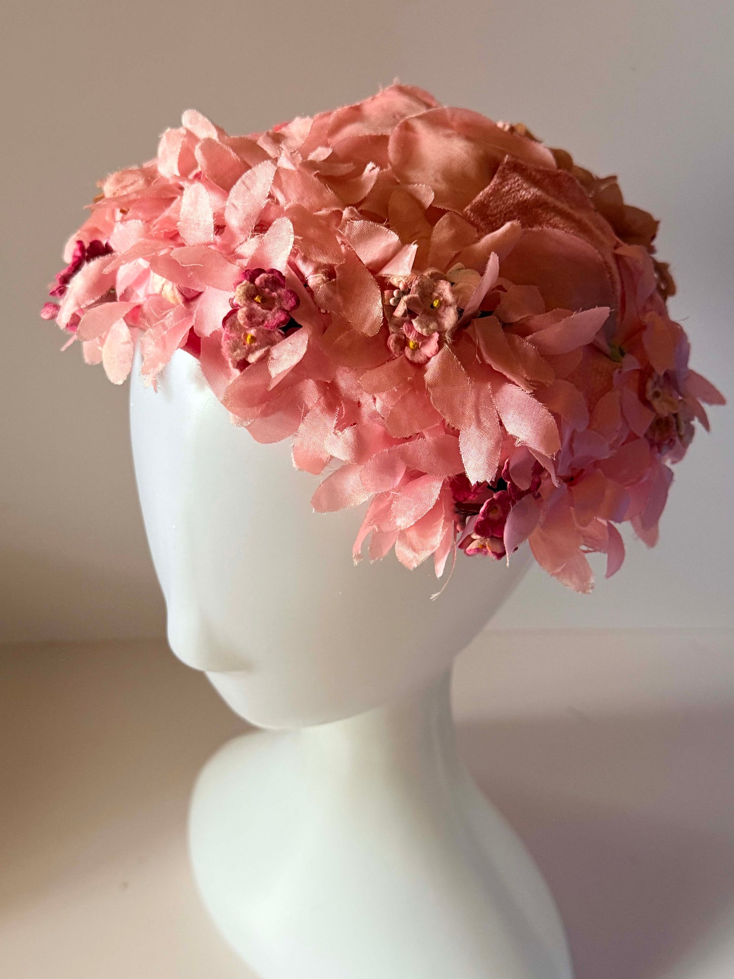 Vintage Pink Floral Half Hat | 1950s Pink Blossom Halo Hat | Wedding Hat | Garden Party Headpiece | Vintage Millinery