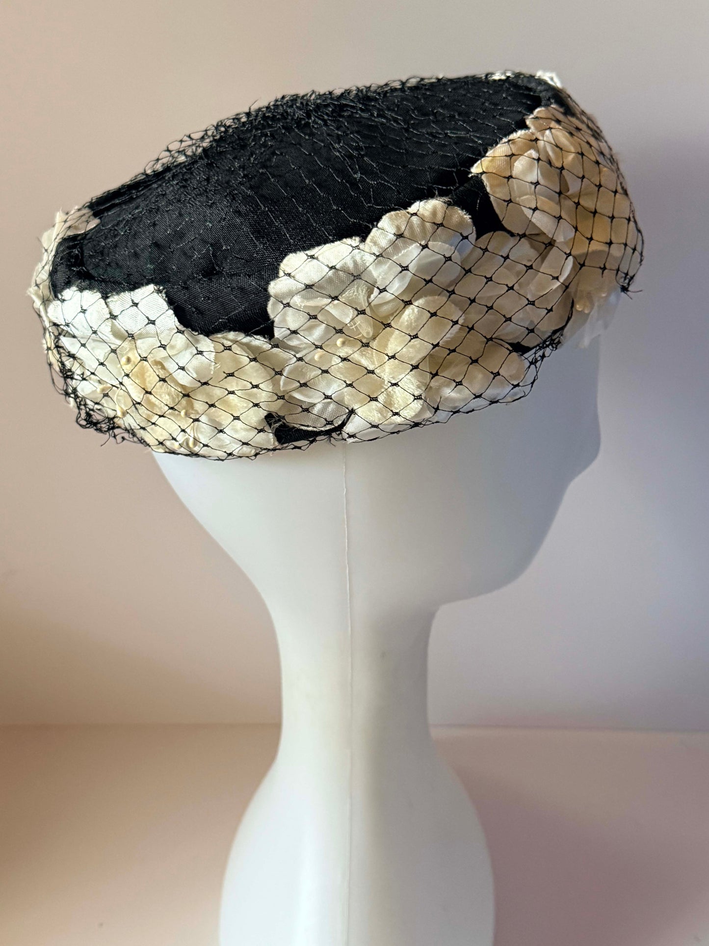 Vintage Black White Pillbox Hat | Birdcage Veil Cocktail Hat | Floral Satin Wedding Hat | 1950s 1960s Fascinator