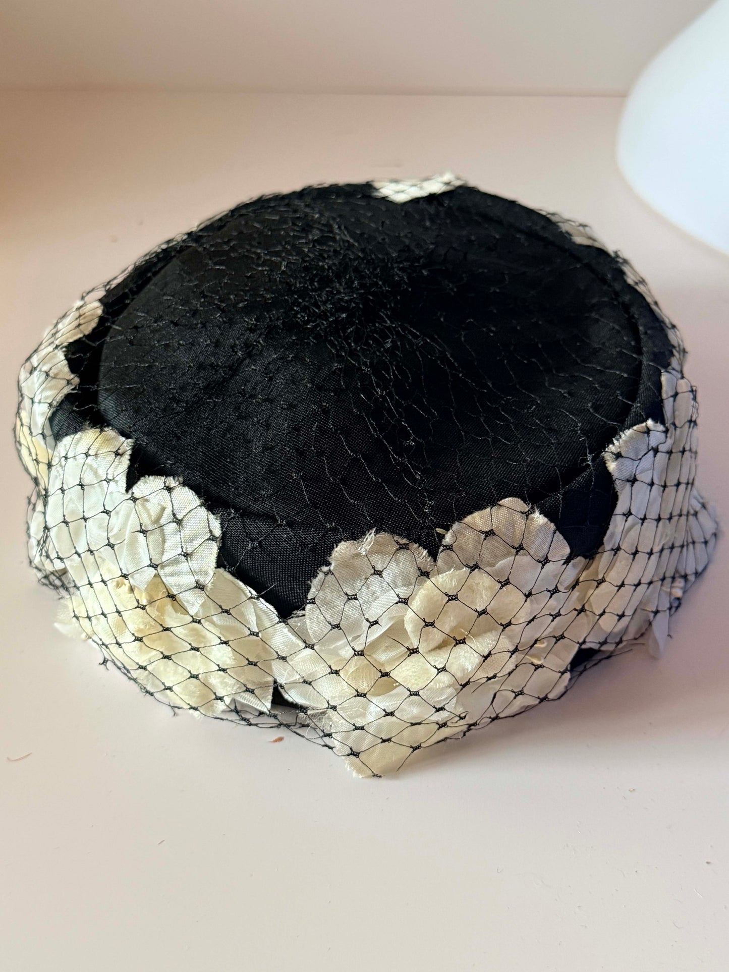Vintage Black White Pillbox Hat | Birdcage Veil Cocktail Hat | Floral Satin Wedding Hat | 1950s 1960s Fascinator