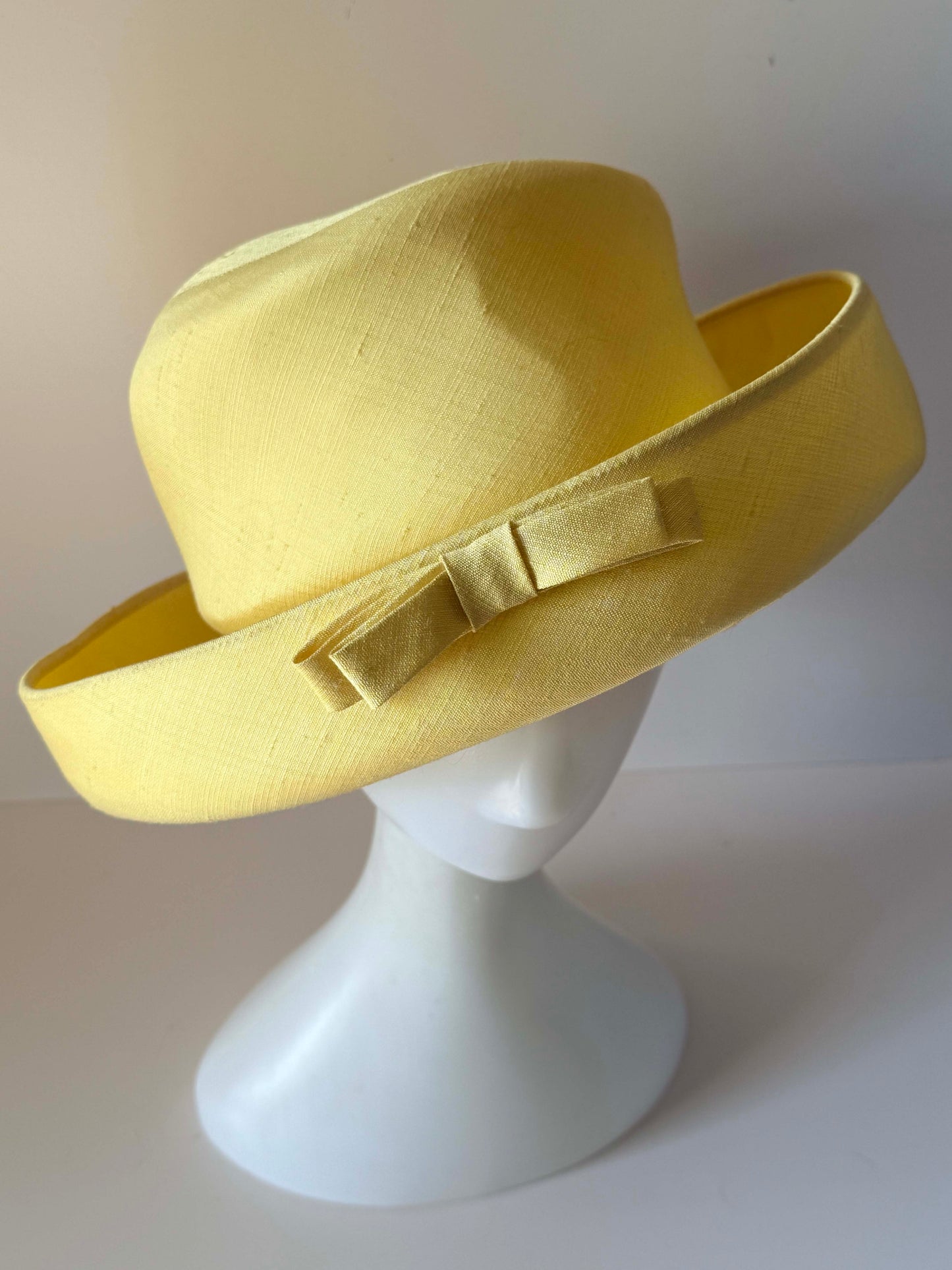 Vintage 1960s Mr David New York Yellow Wide Brim Hat Sculptural Mod Womens Millinery Bow