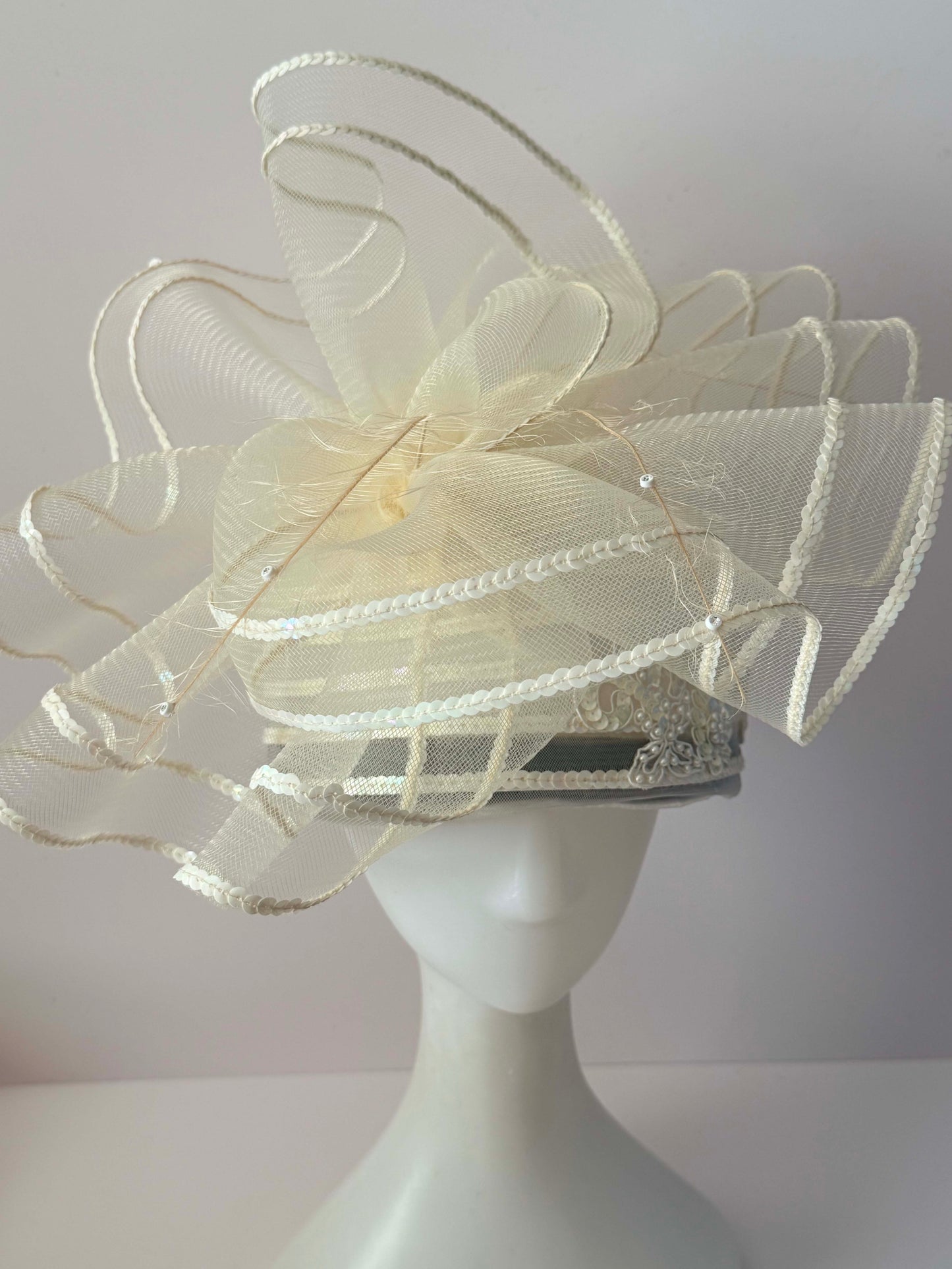 1970s Vintage Ivory Bridal Hat | Sequin Horsehair Ribbon Cocktail Hat | Sculptural Wedding Headpiece
