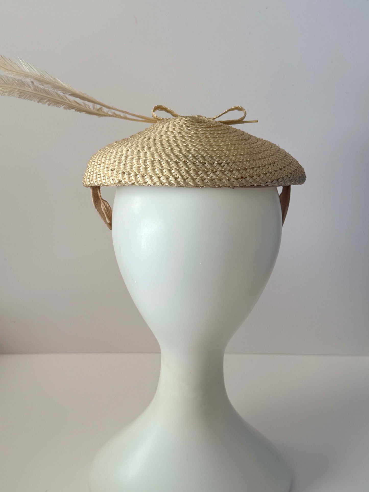 1950s Clover Lane Vintage Ivory Straw Hat with Feather | Mid Century Tilt Cocktail Hat | Vintage Bridal Hat