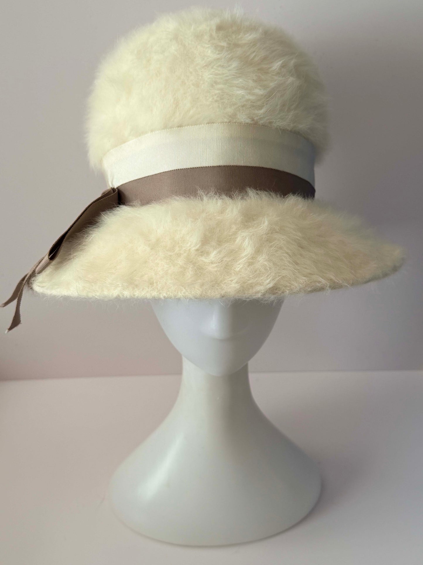 1960s Vintage Aigrette Ivory Wide Brim Hat | Made in Italy Fuzzy Mod Picture Hat | Cream Winter Hat