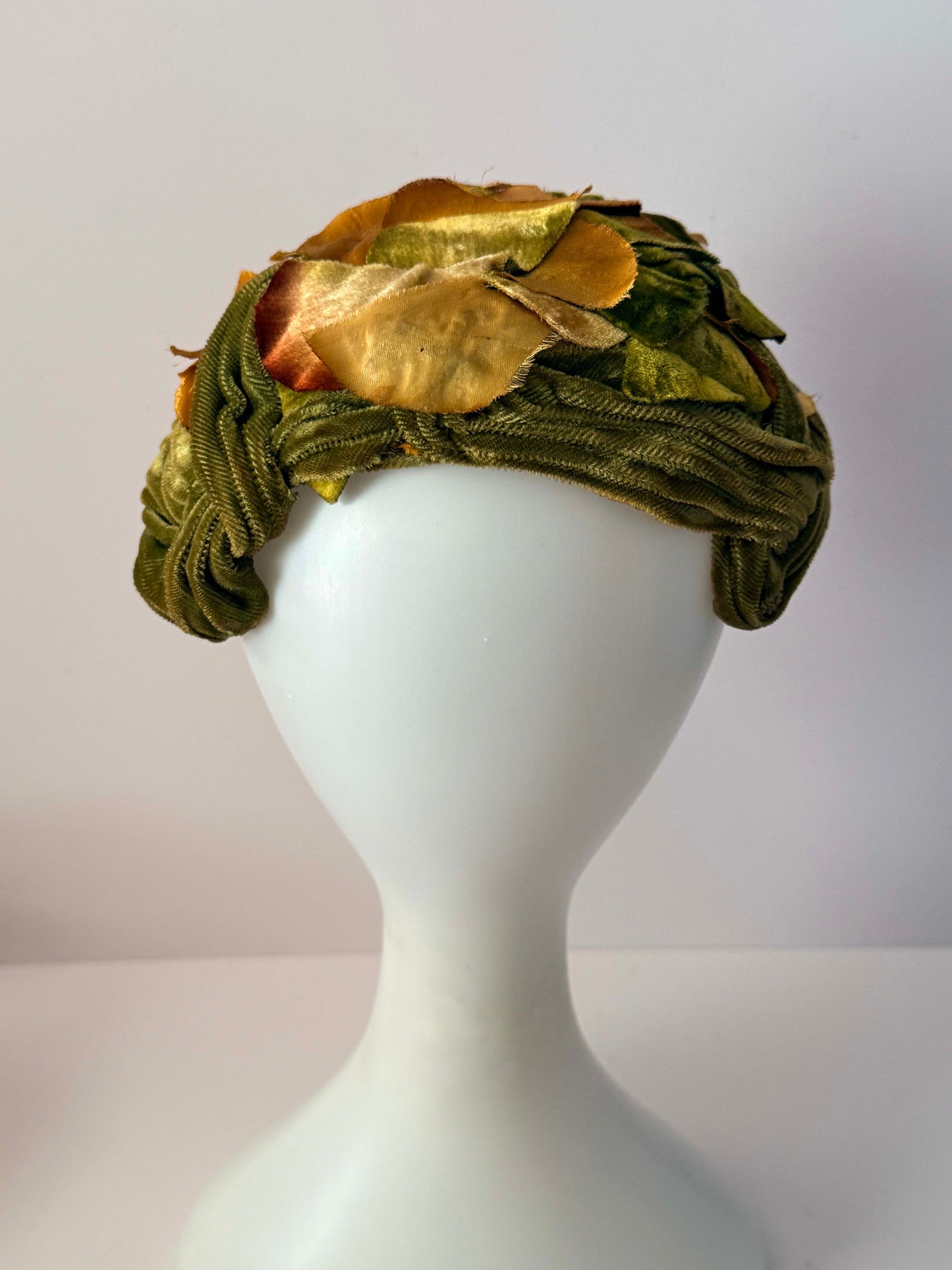 Vintage 1950s Green Velvet Leaf Hat | Satin Foliage Cocktail Hat | Sculptural Mid Century Millinery