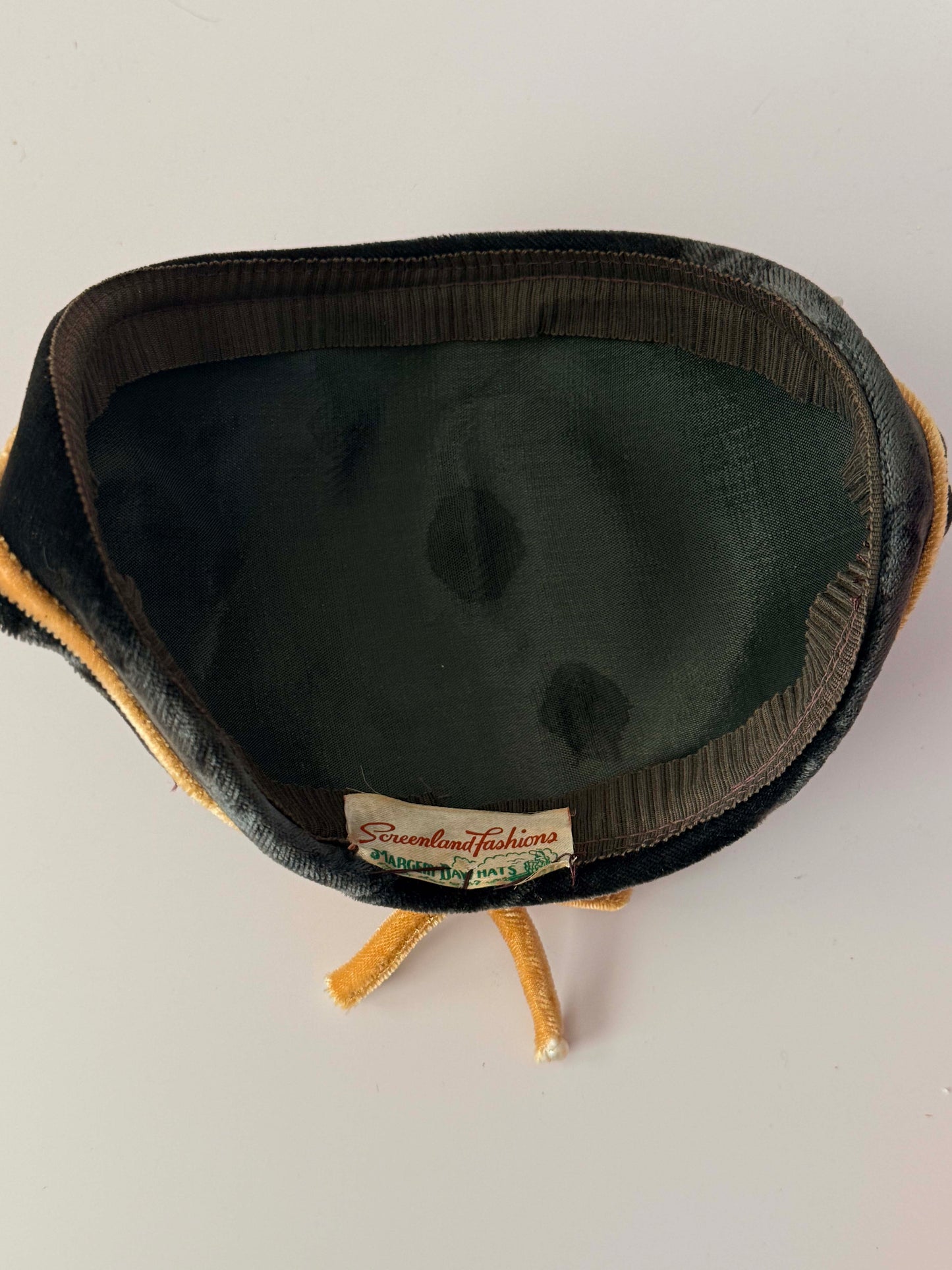 Vintage 1940s Black Velvet Half Hat Screenland Fashions Margaret O’Brien Gold Trim Pearl Vintage Hat