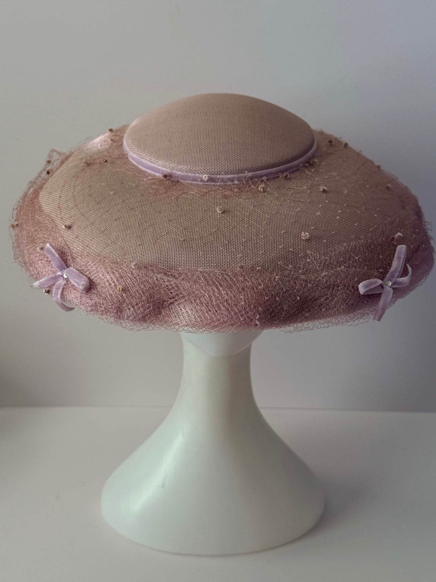 1950s Vintage Dusty Pink Picture Hat | Velvet Bow Veiled Wide Brim Hat | Mid Century Cocktail Millinery
