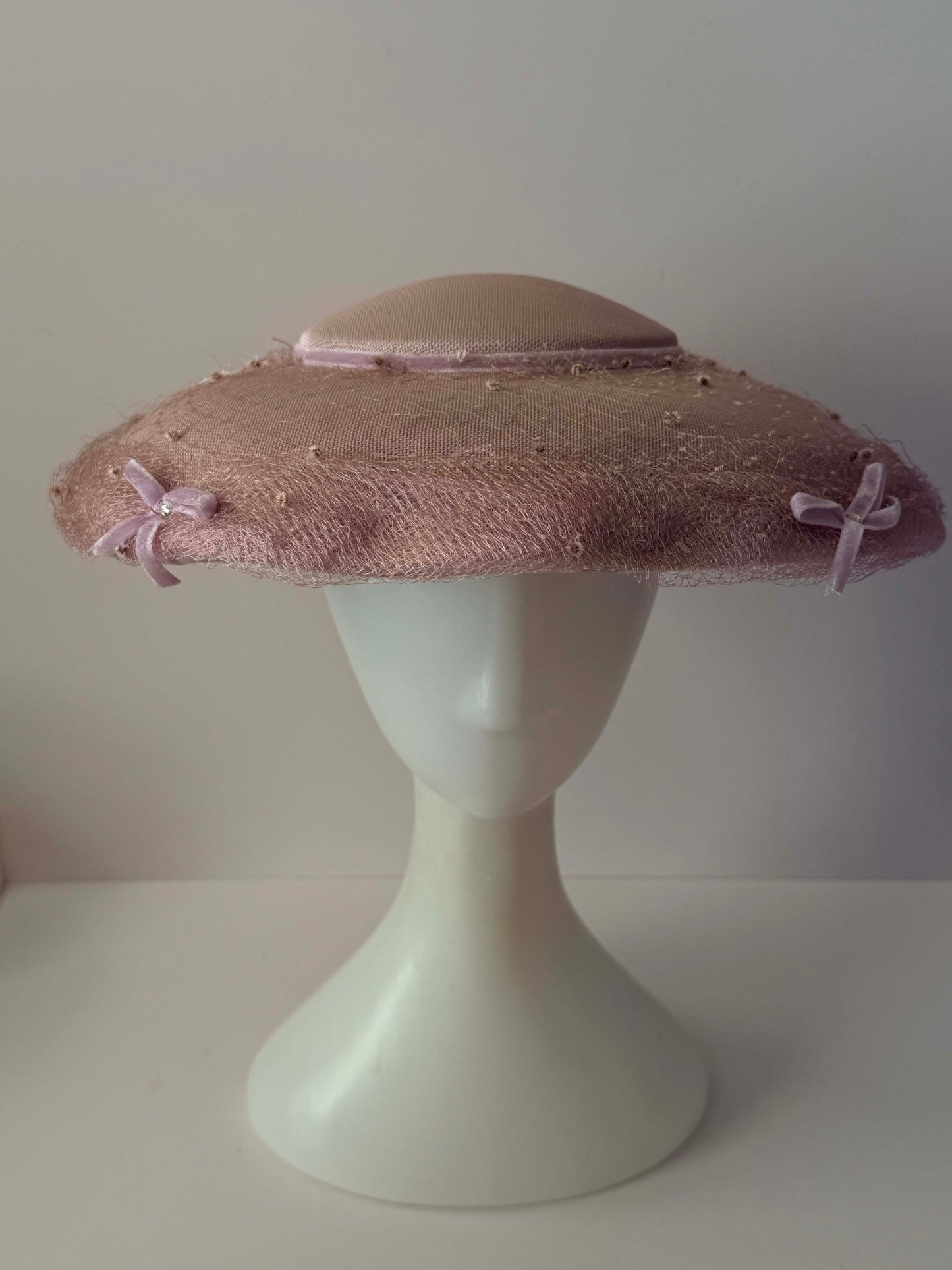 1950s Vintage Dusty Pink Picture Hat | Velvet Bow Veiled Wide Brim Hat | Mid Century Cocktail Millinery