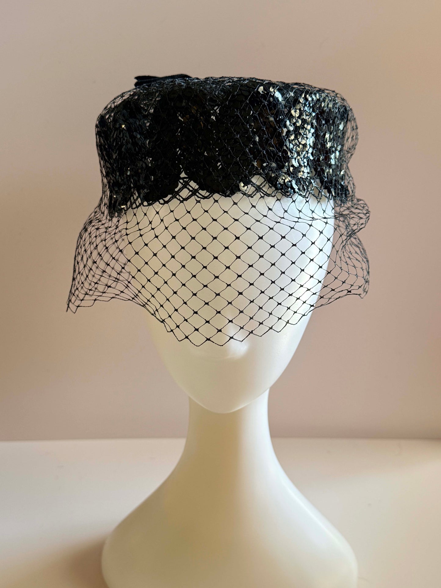 Vintage 1950s Black Sequin Veil Hat Cocktail Fascinator Netting Bow