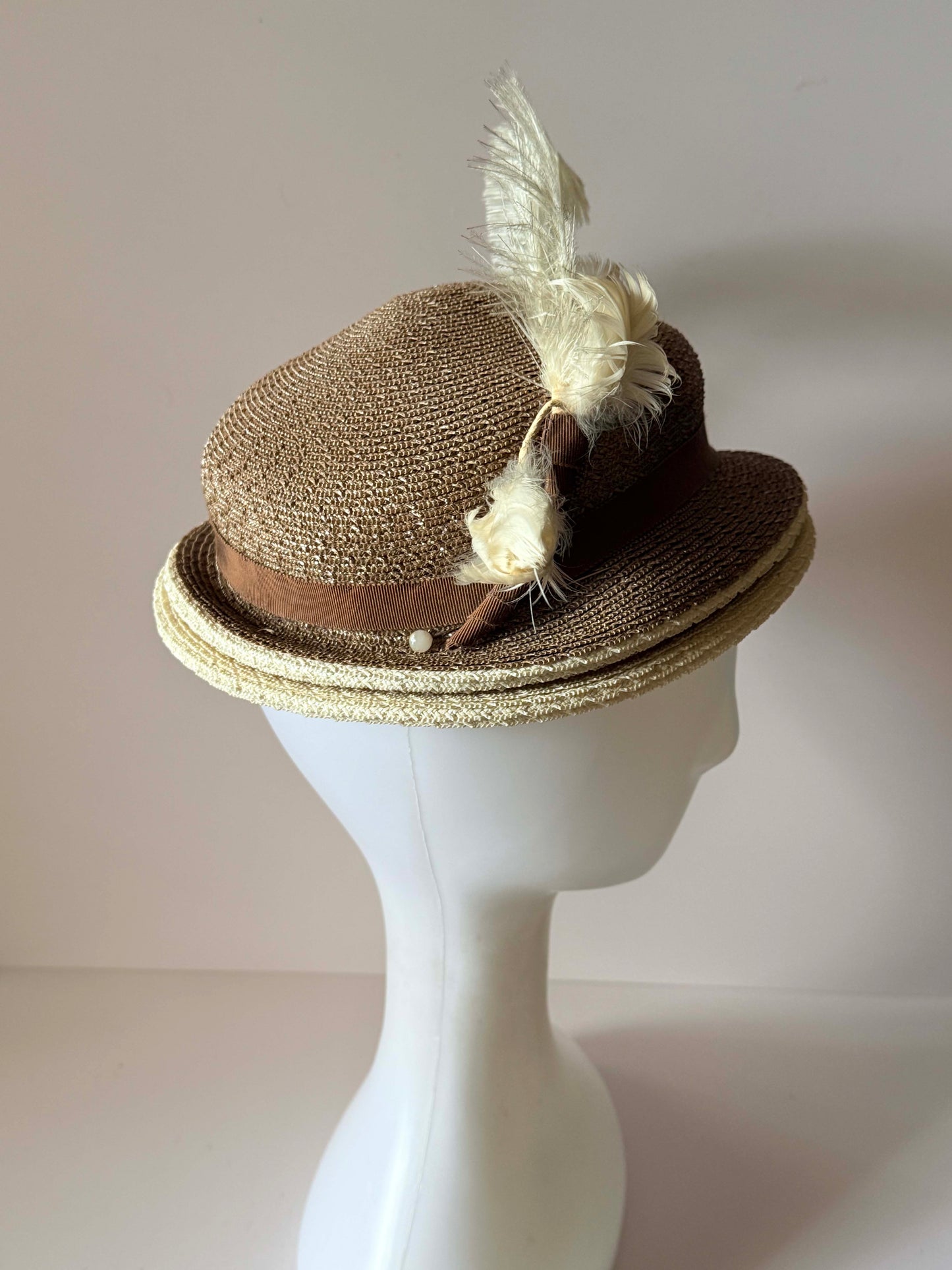 Vintage 1940s Lesene Originals Straw Hat | Brown Ivory Feather Hat | Ostrich Plume Womens Vintage Millinery