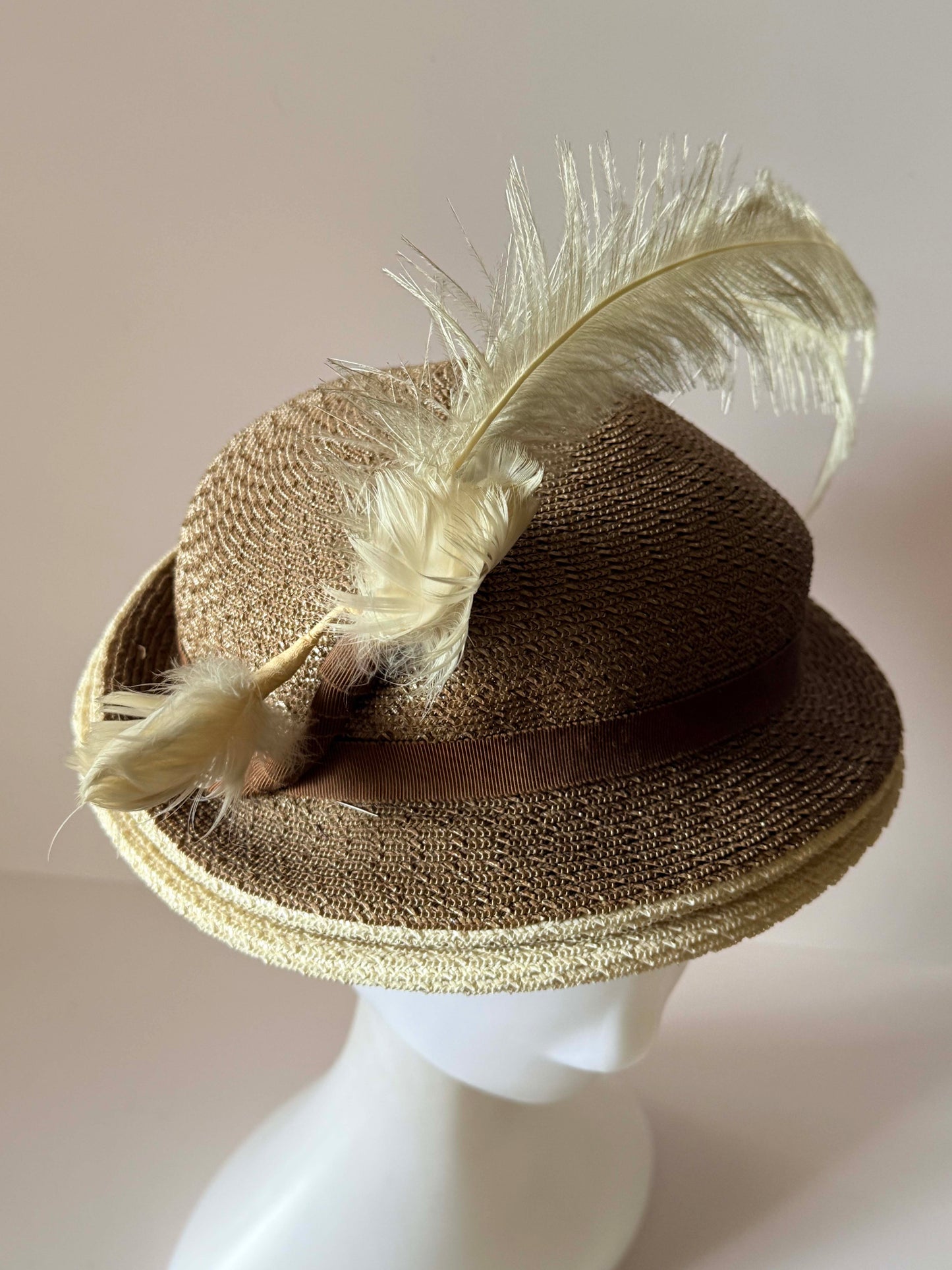 Vintage 1940s Lesene Originals Straw Hat | Brown Ivory Feather Hat | Ostrich Plume Womens Vintage Millinery