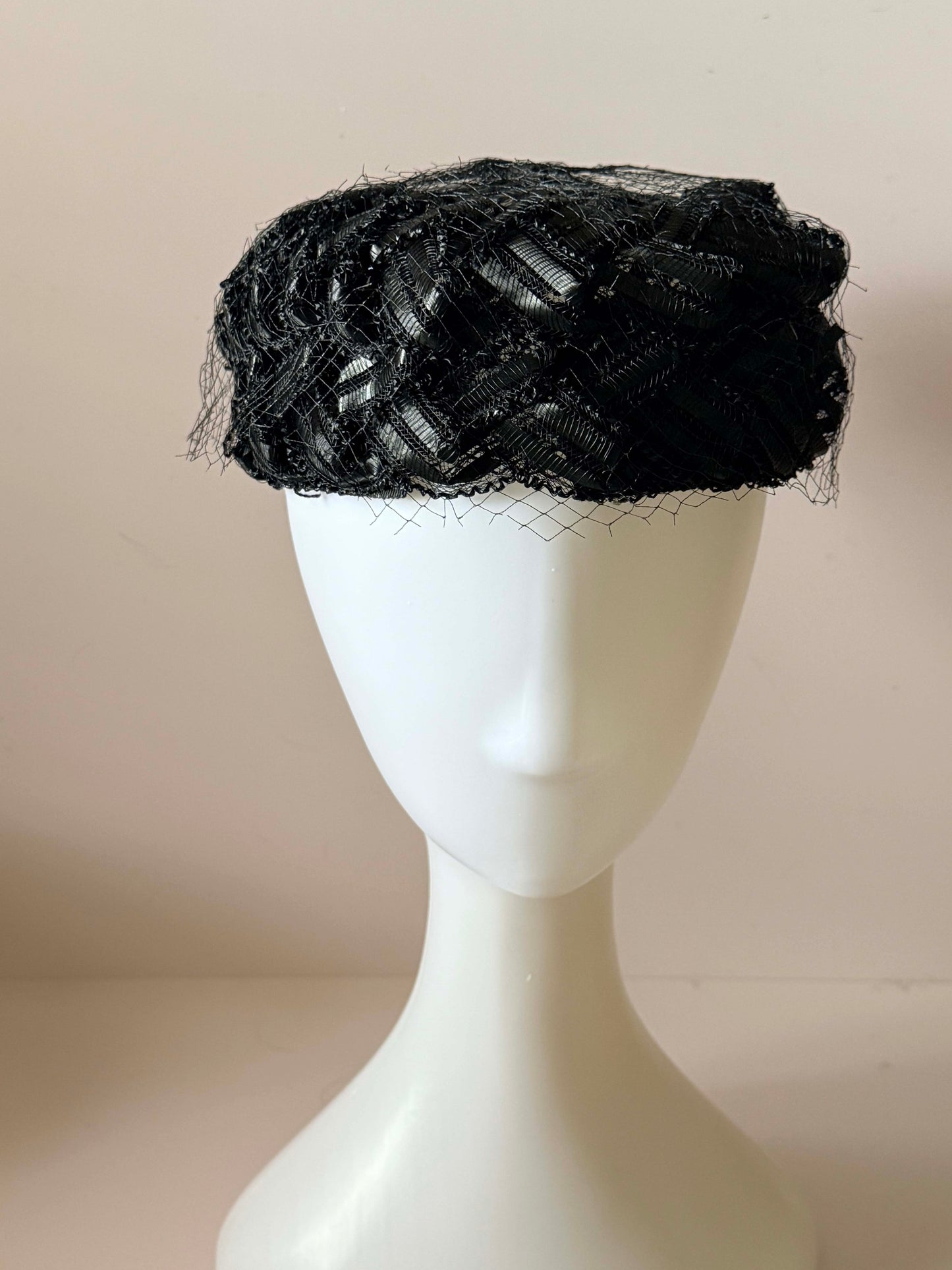 Vintage 1950s Black Raffia Straw Cocktail Hat Netting Pillbox Fascinator Mid Century Woven Evening Hat