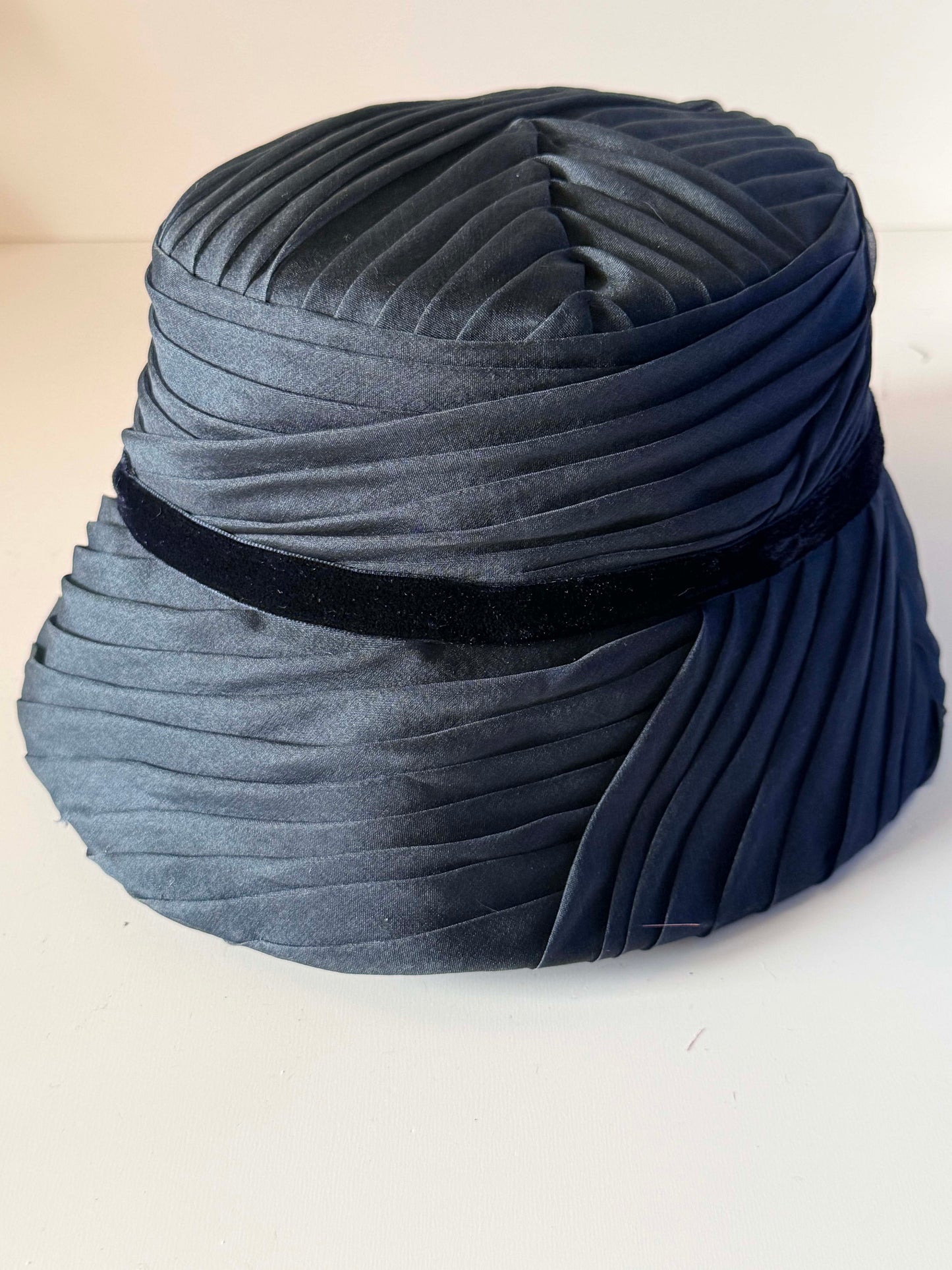 Vintage 1960s Inky Navy Organza Bucket Hat Dark Navy Black Pleated Sculptural Brim Women's Millinery