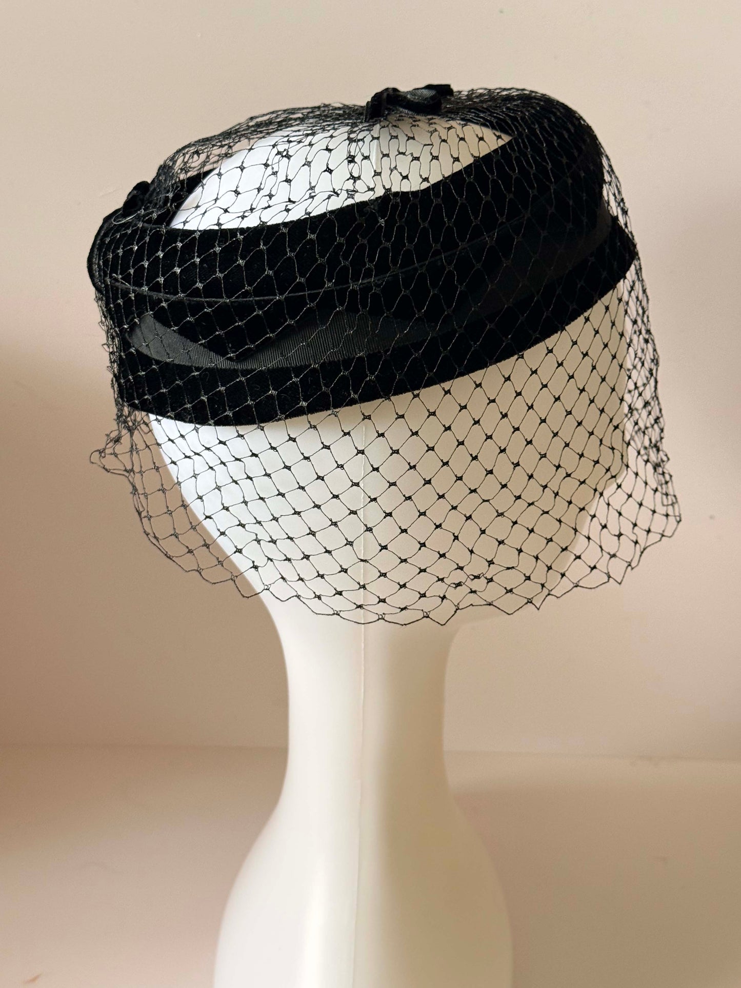 Vintage 1950s Black Velvet Halo Hat Open Crown Veiled Cocktail Hat Netting Mid Century Fascinator