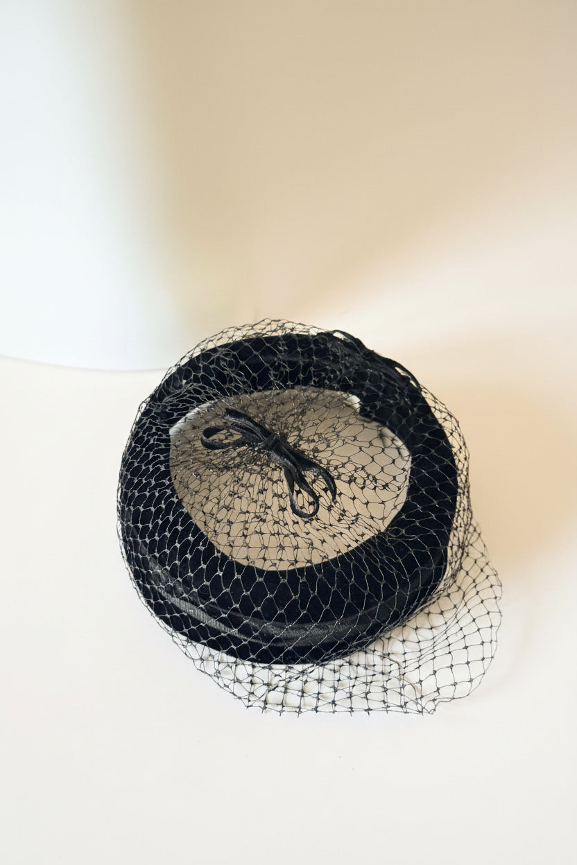 Vintage 1950s Black Velvet Halo Hat Open Crown Veiled Cocktail Hat Netting Mid Century Fascinator