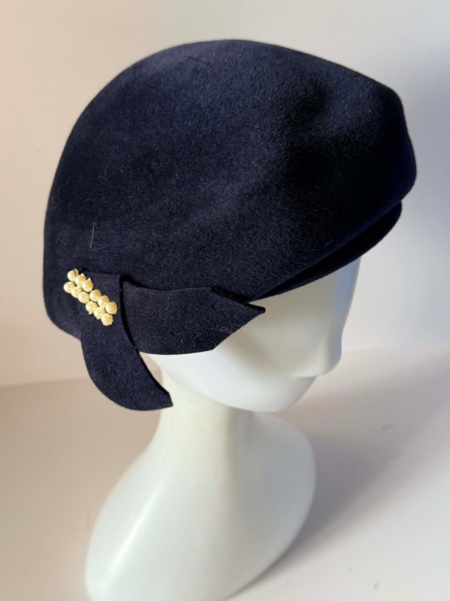 Vintage 1950s Inky Navy Felt Beret Hat Pearl Bow Trim Sculptural Tilt Hat Women's Mid Century Millinery