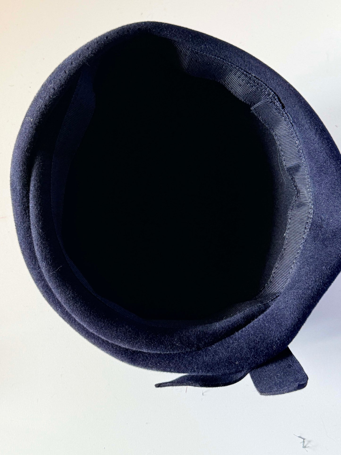 Vintage 1950s Inky Navy Felt Beret Hat Pearl Bow Trim Sculptural Tilt Hat Women's Mid Century Millinery