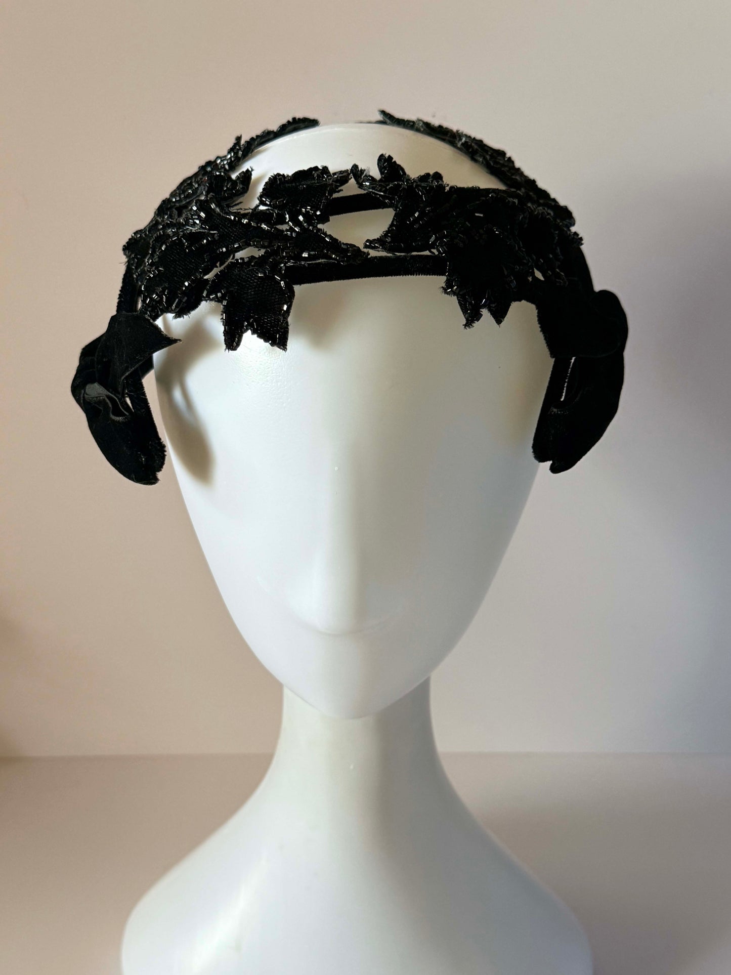Vintage 1940s Black Open Crown Hat Beaded Leaf Vine Velvet Bow Cocktail Hat Women's Evening Millinery