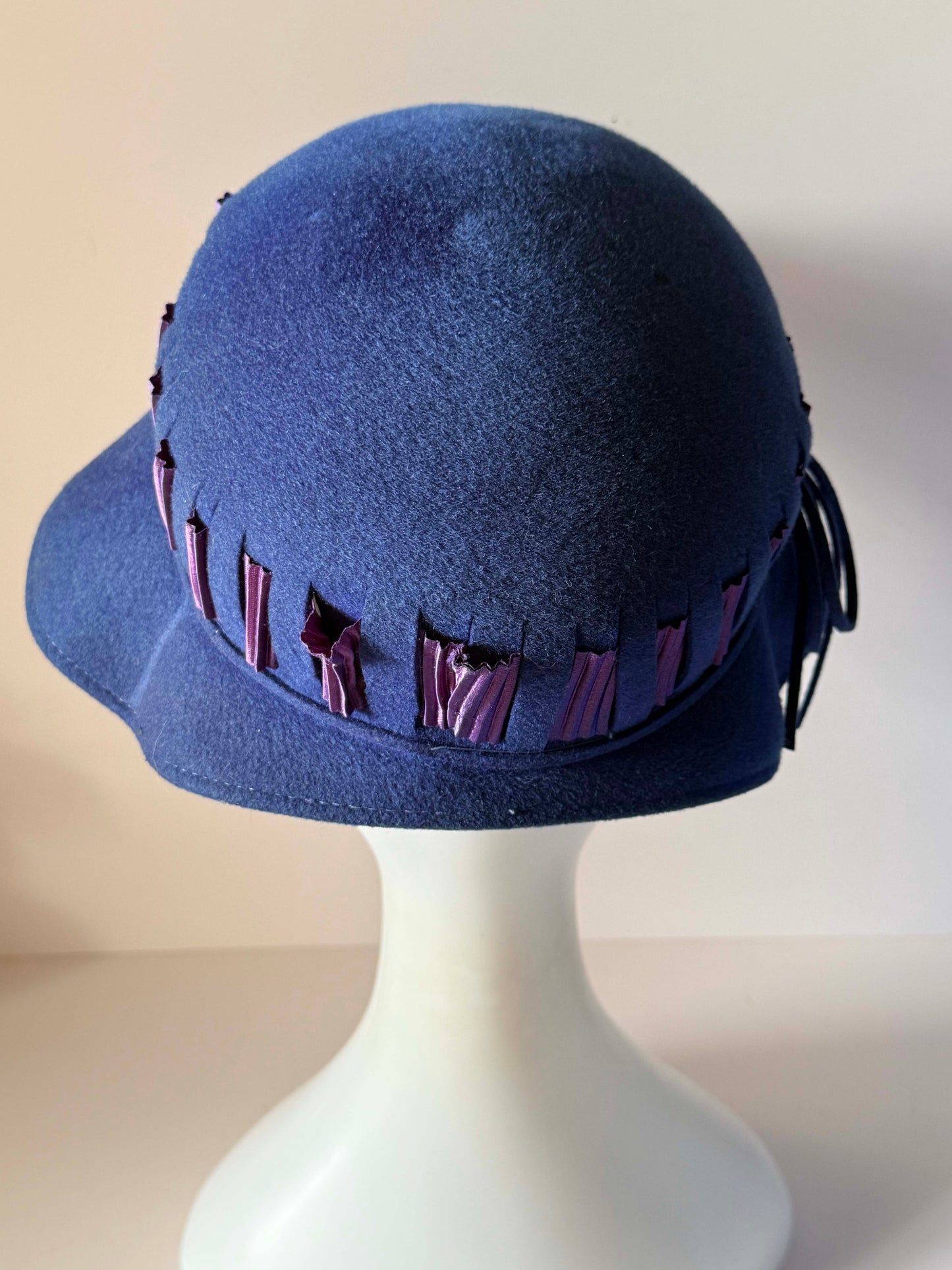 Vintage 1940s Brewster New York Blue Felt Cloche Hat Glenover Countess Felt Purple Ribbon Trim Women's Millinery