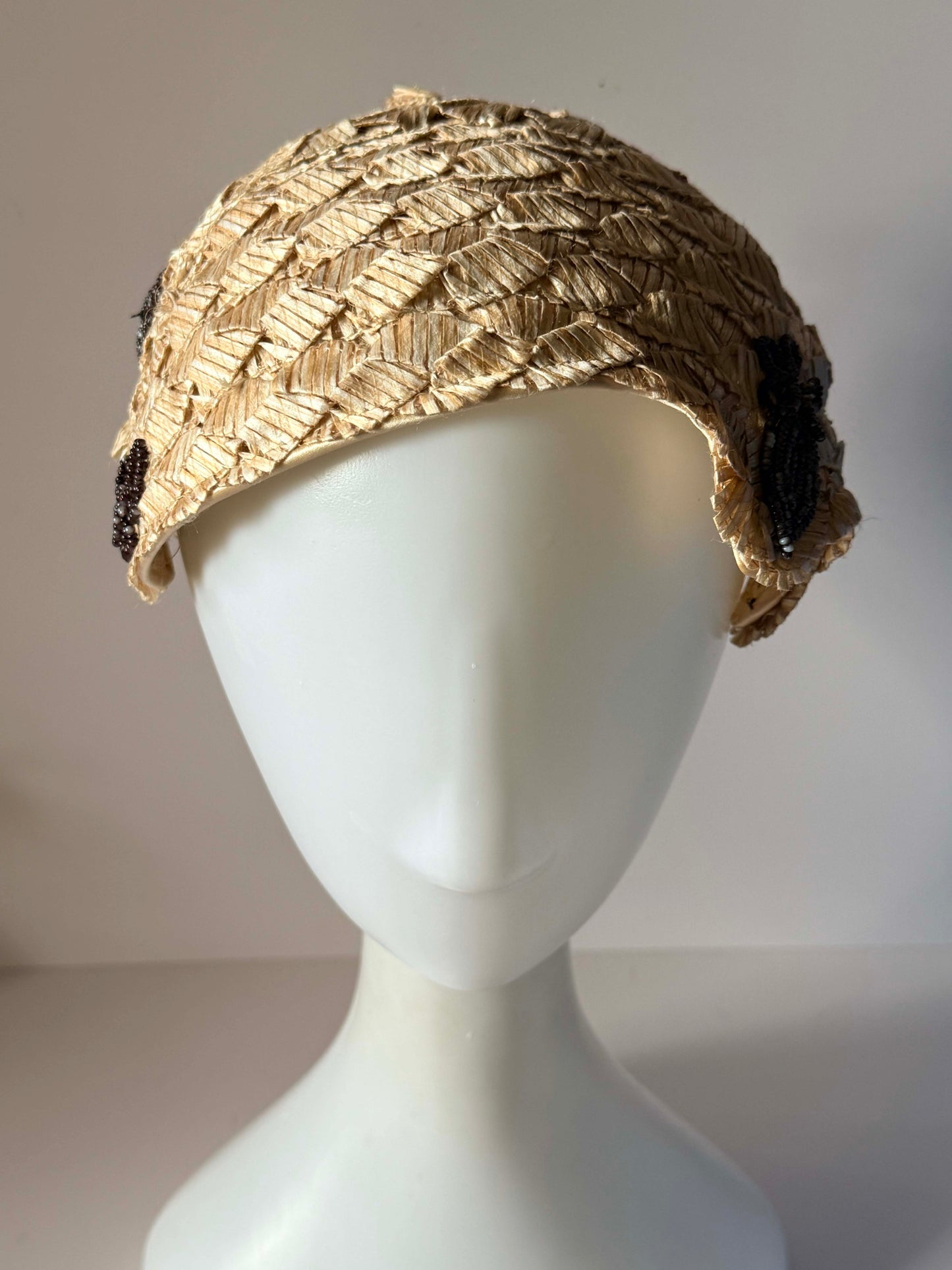 Vintage 1940s Williams Arms Co Champagne Straw Half Hat Brown Beaded Sculptural Millinery