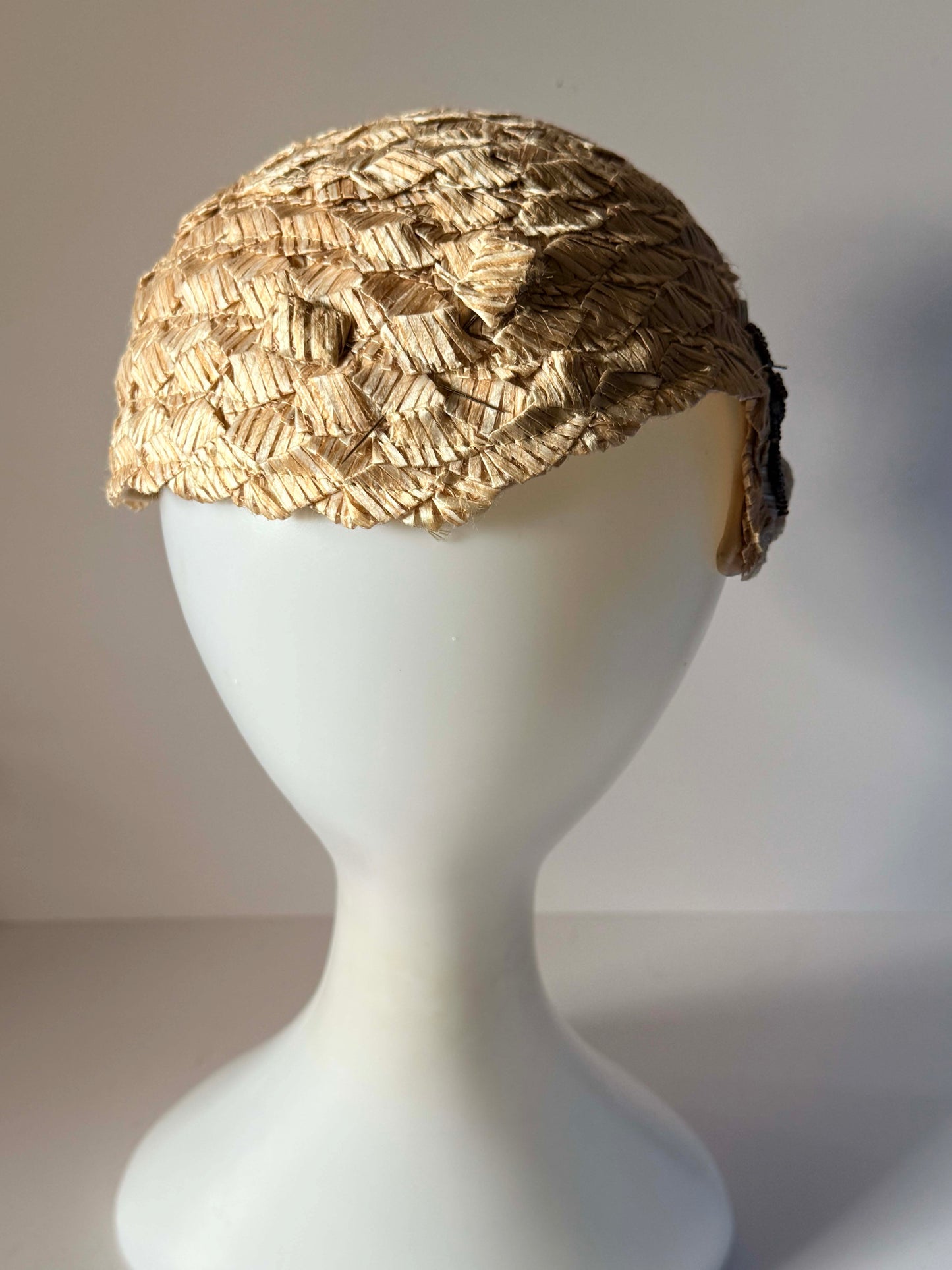 Vintage 1940s Williams Arms Co Champagne Straw Half Hat Brown Beaded Sculptural Millinery
